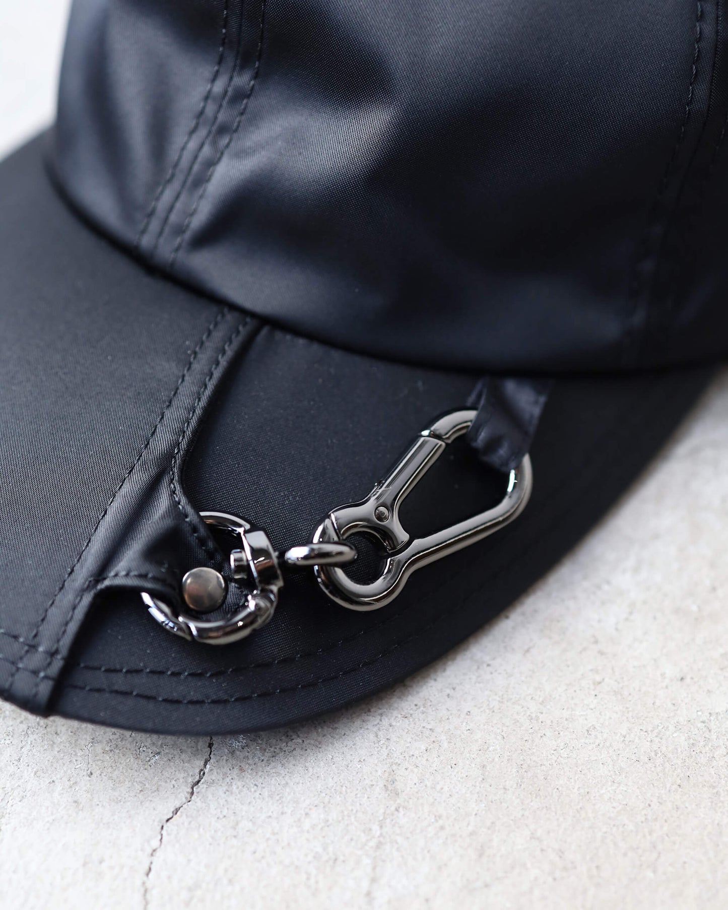 NYLON CARABINER CAP "Bk"