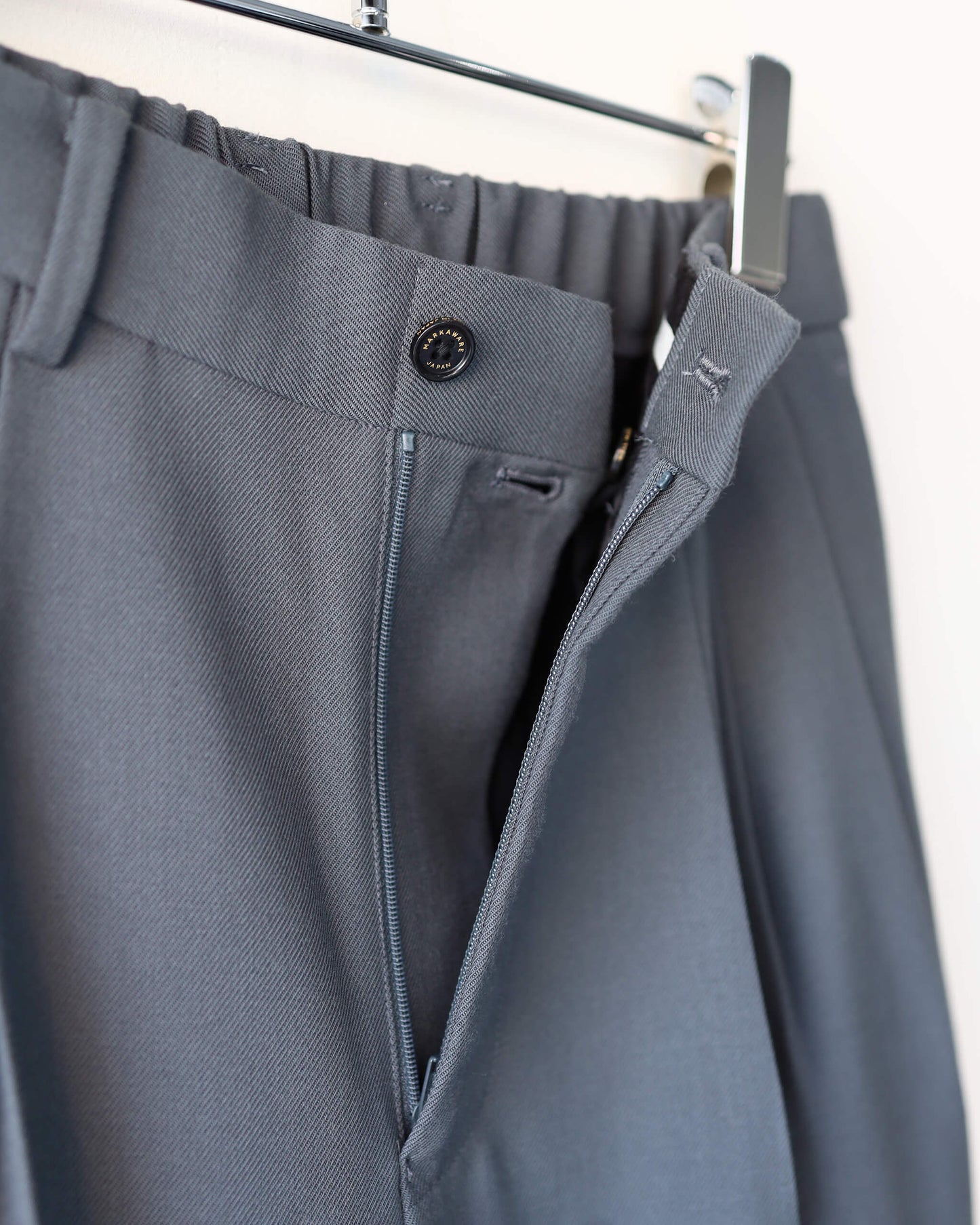 TRIPLE PLEATED WIDE TROUSERS ORGANIC WOOL SURVIVAL CLOTH®︎ "DOLPHIN GRAY"