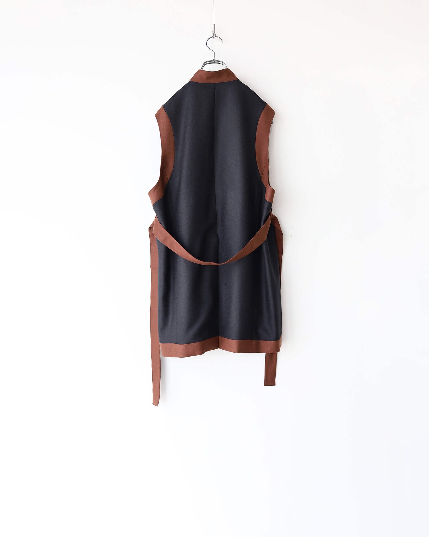 FRAME WAISTCOAT "BLACK × BROWN"