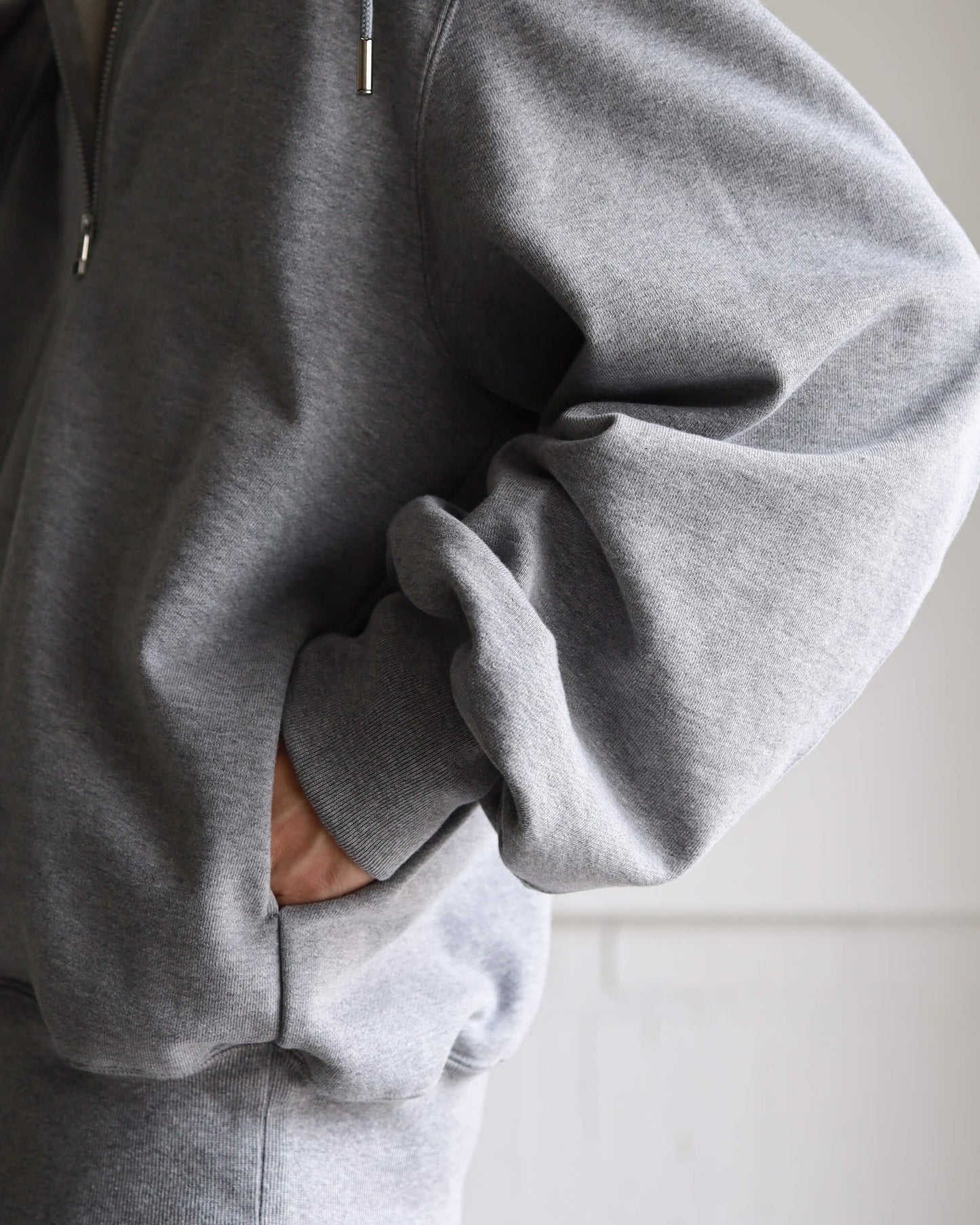 DOUBLE FRONT SWEAT HOODIE "Gr"