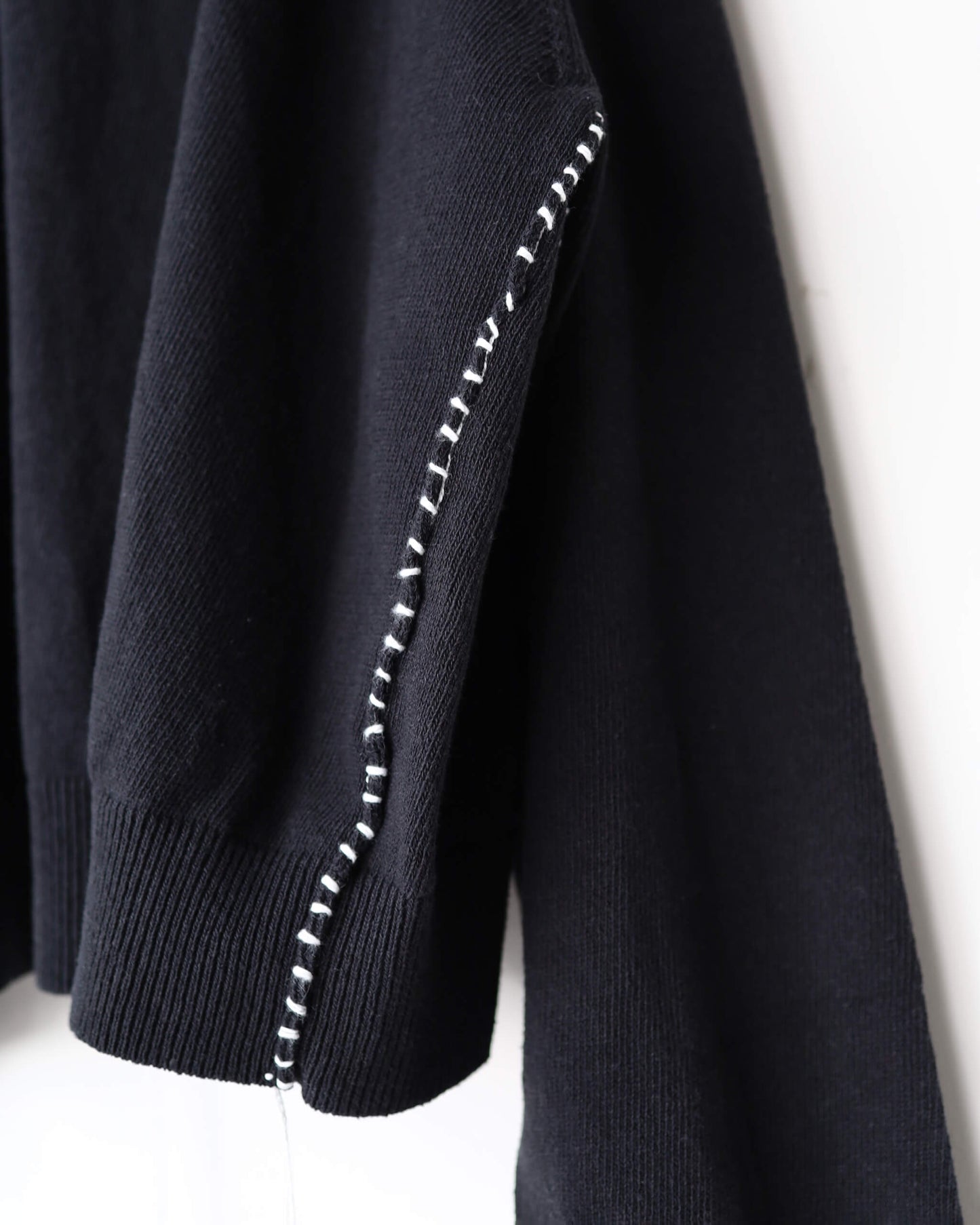 Universe Knit "BLACK"