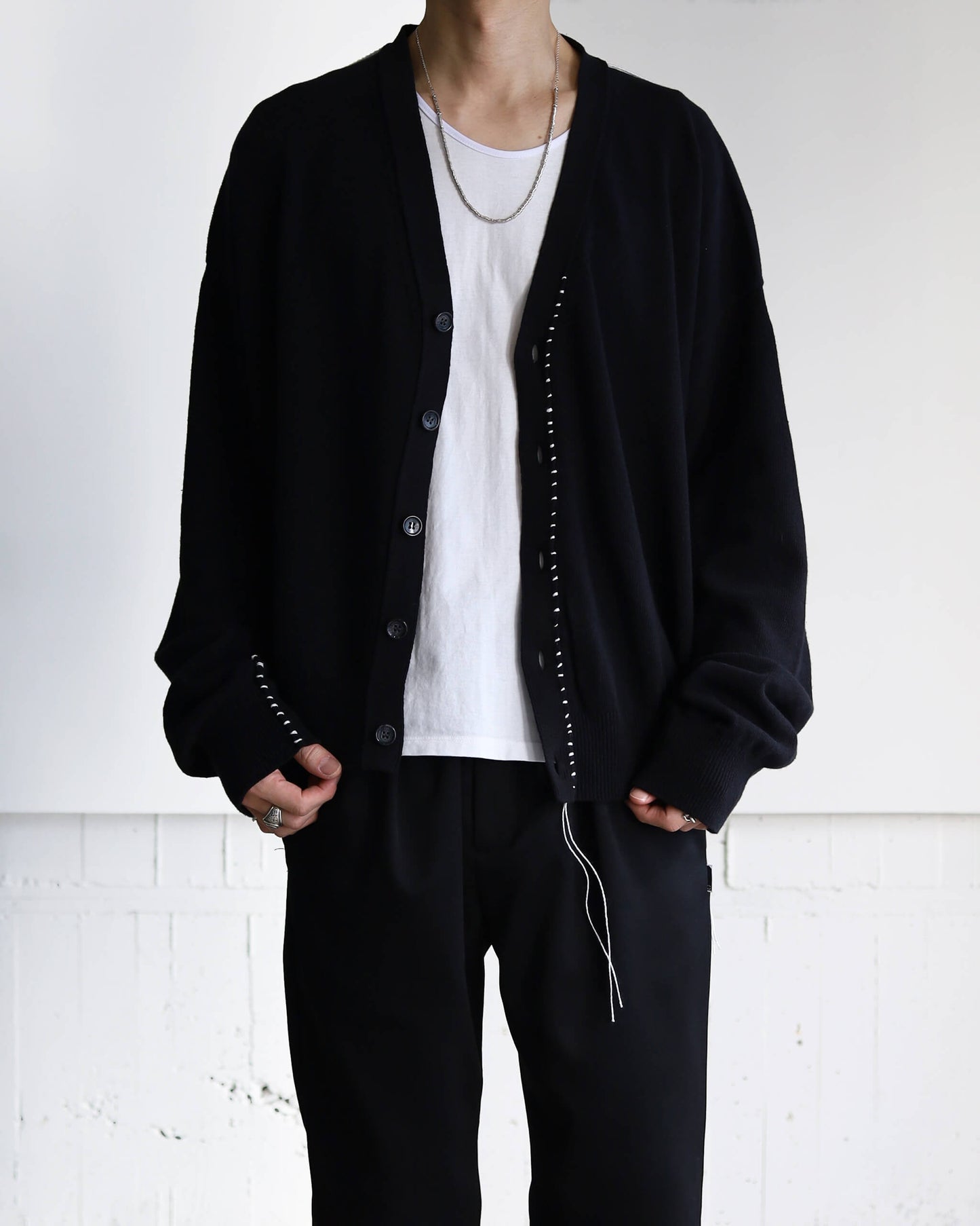 Universe Knit "BLACK"