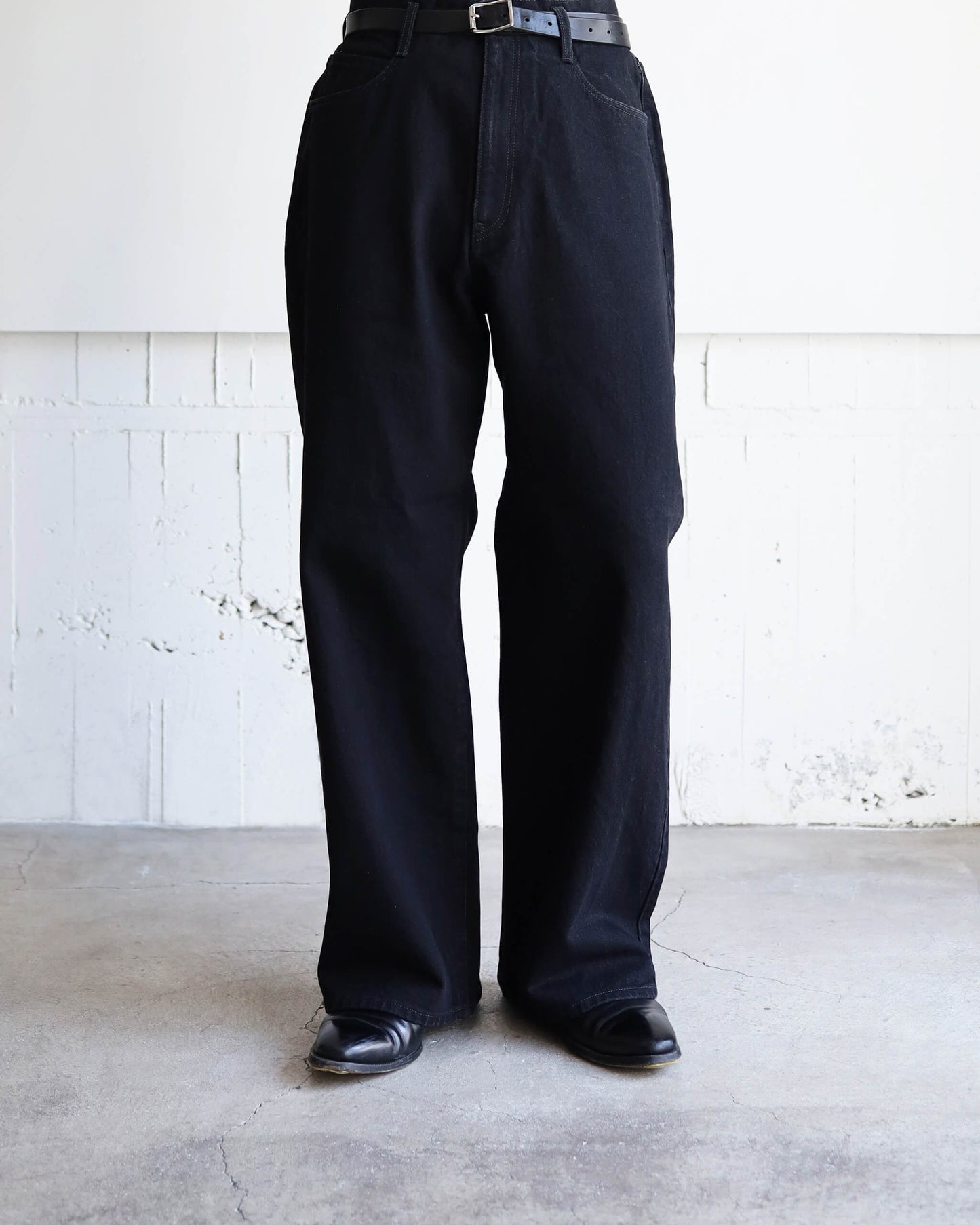 ASHLEY JEANS "BLACK"