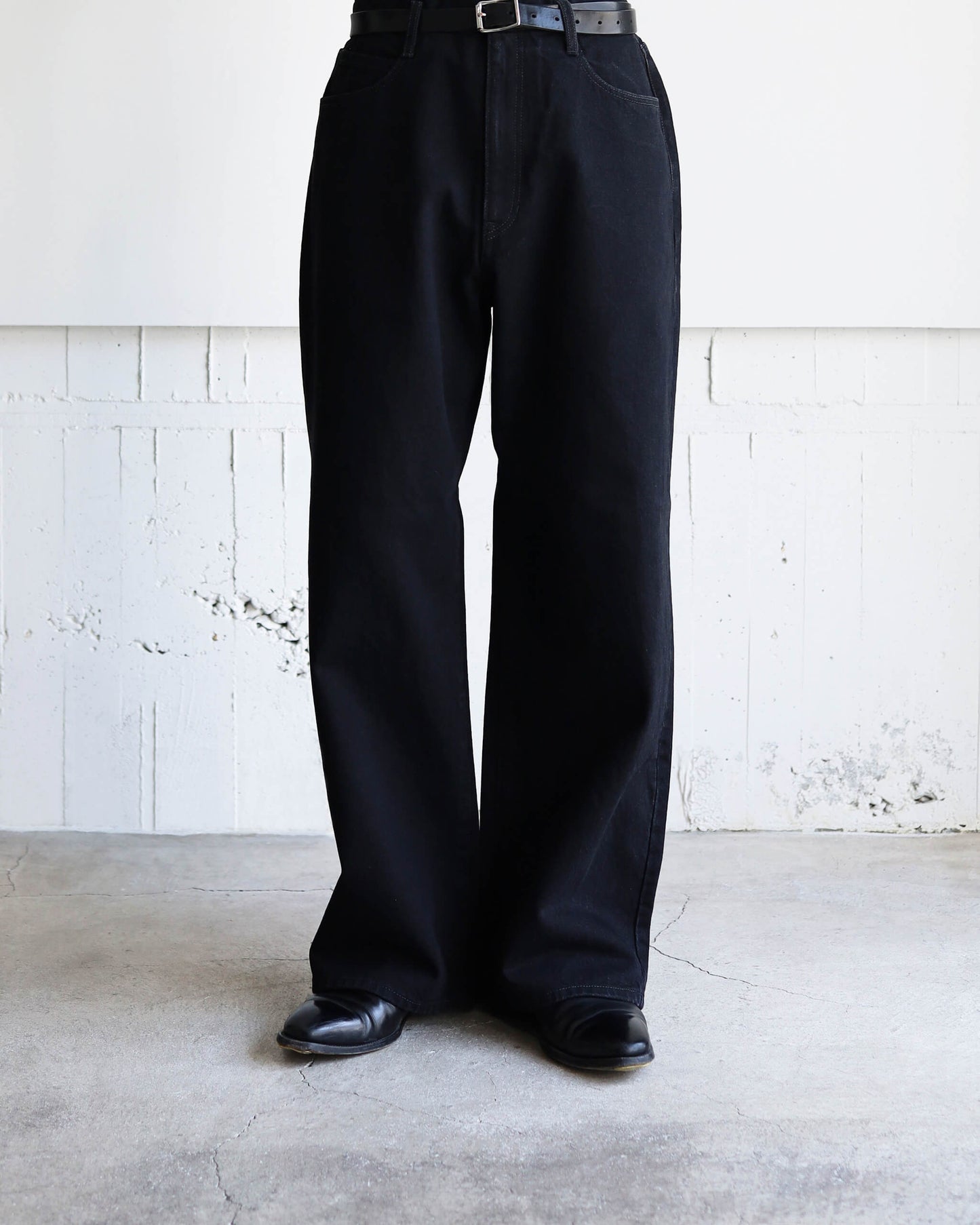 ASHLEY JEANS "BLACK"
