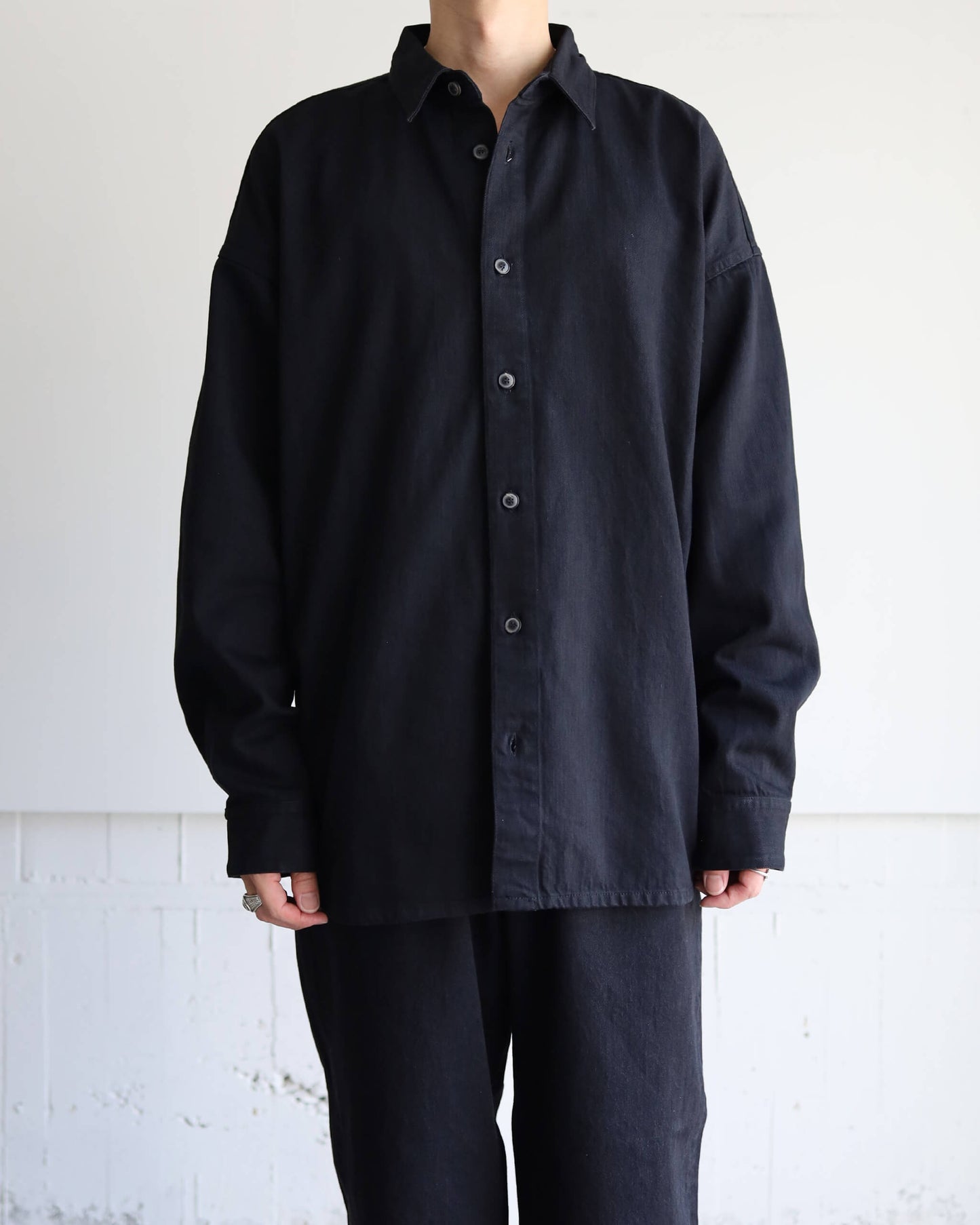 CLIO SHIRT "BLACK"