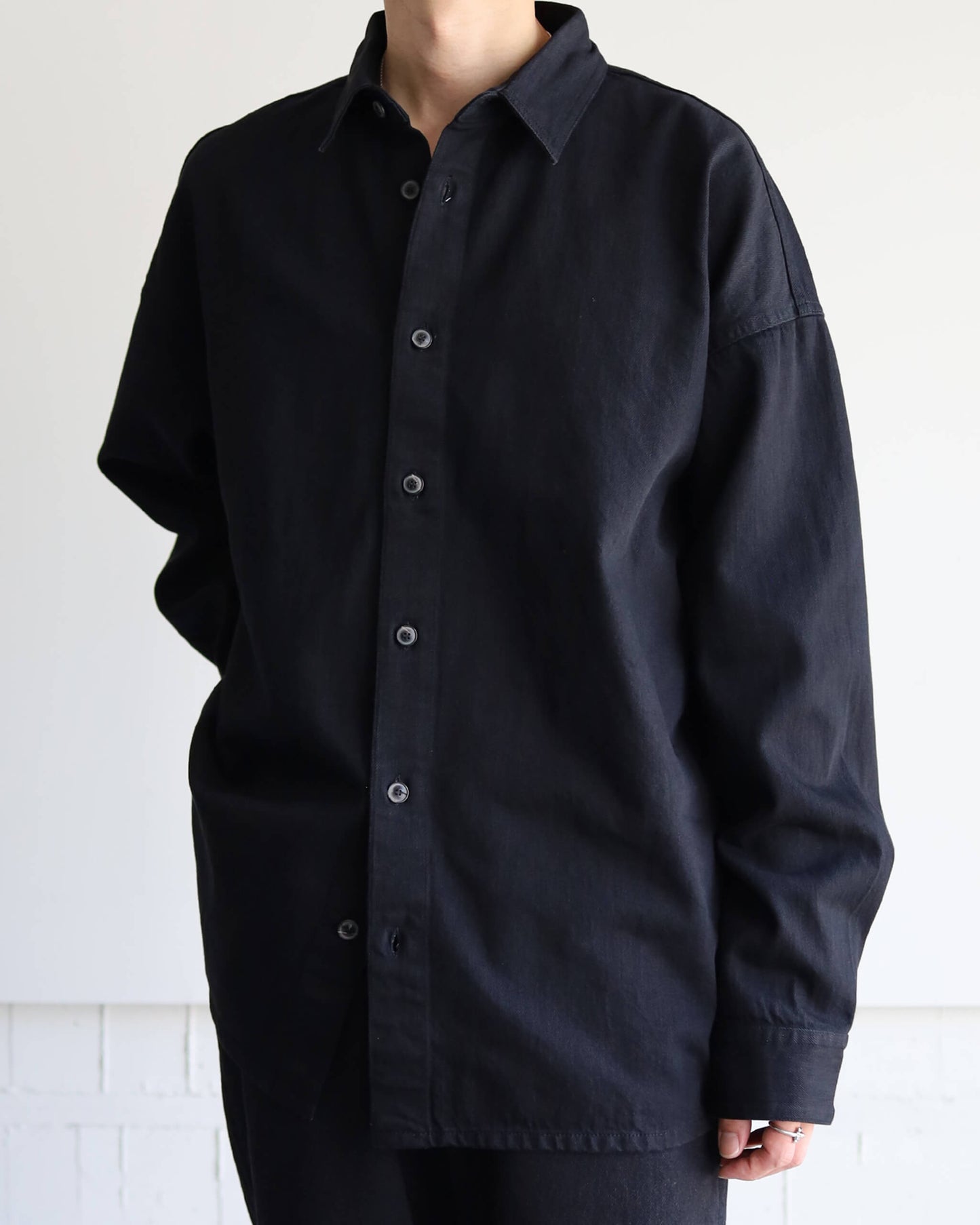 CLIO SHIRT "BLACK"