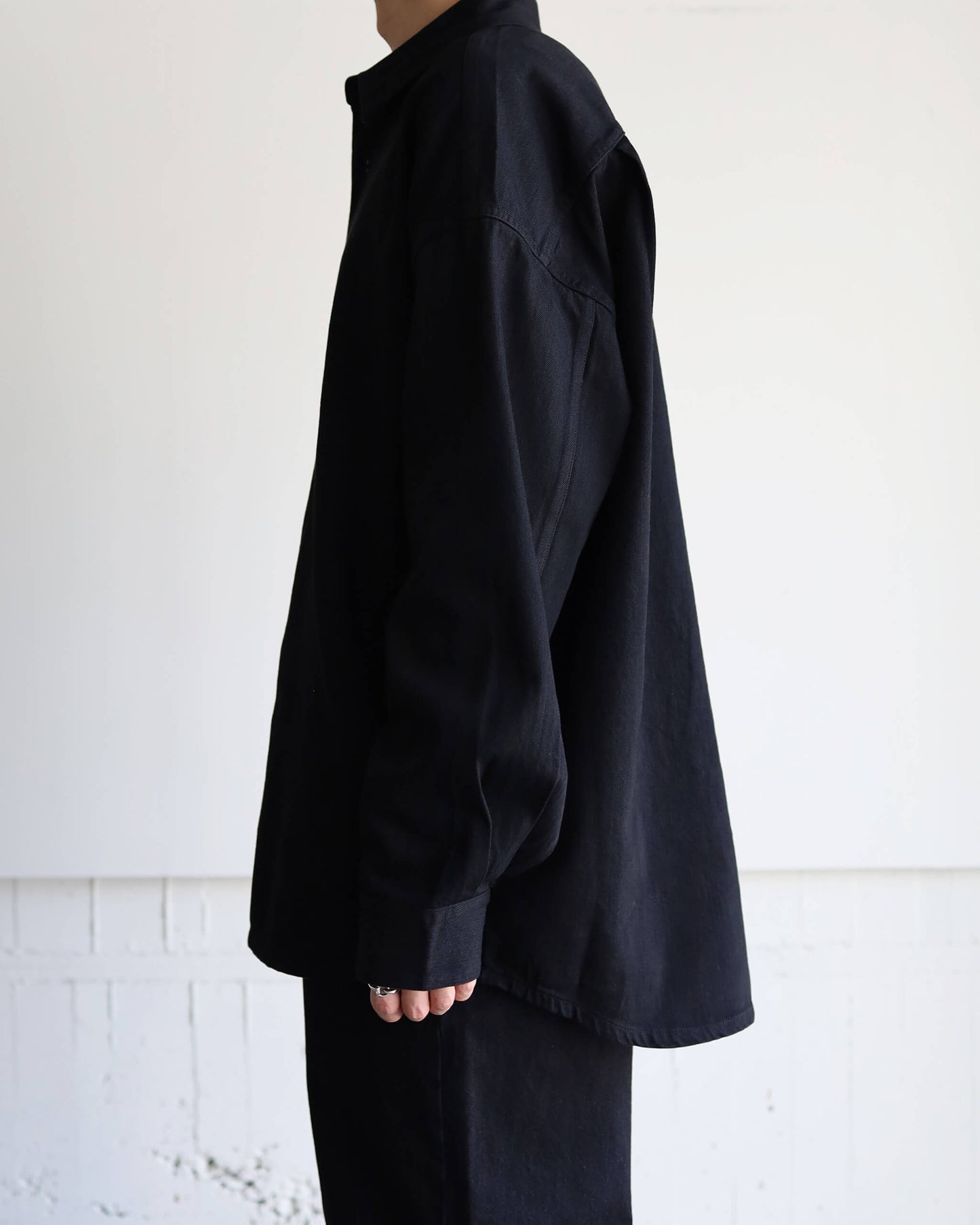 CLIO SHIRT "BLACK"