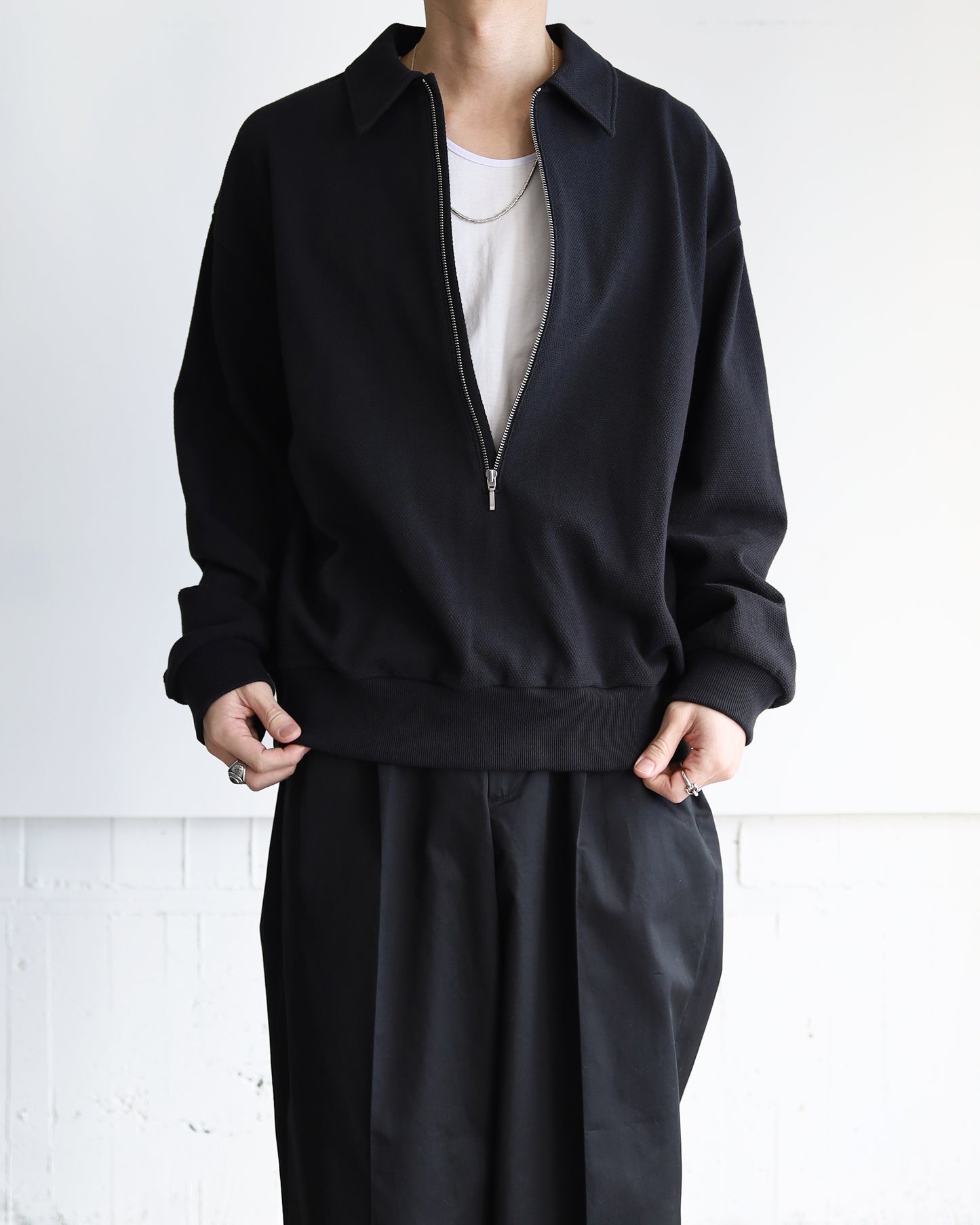 HALF ZIP PIQUE "BLACK"