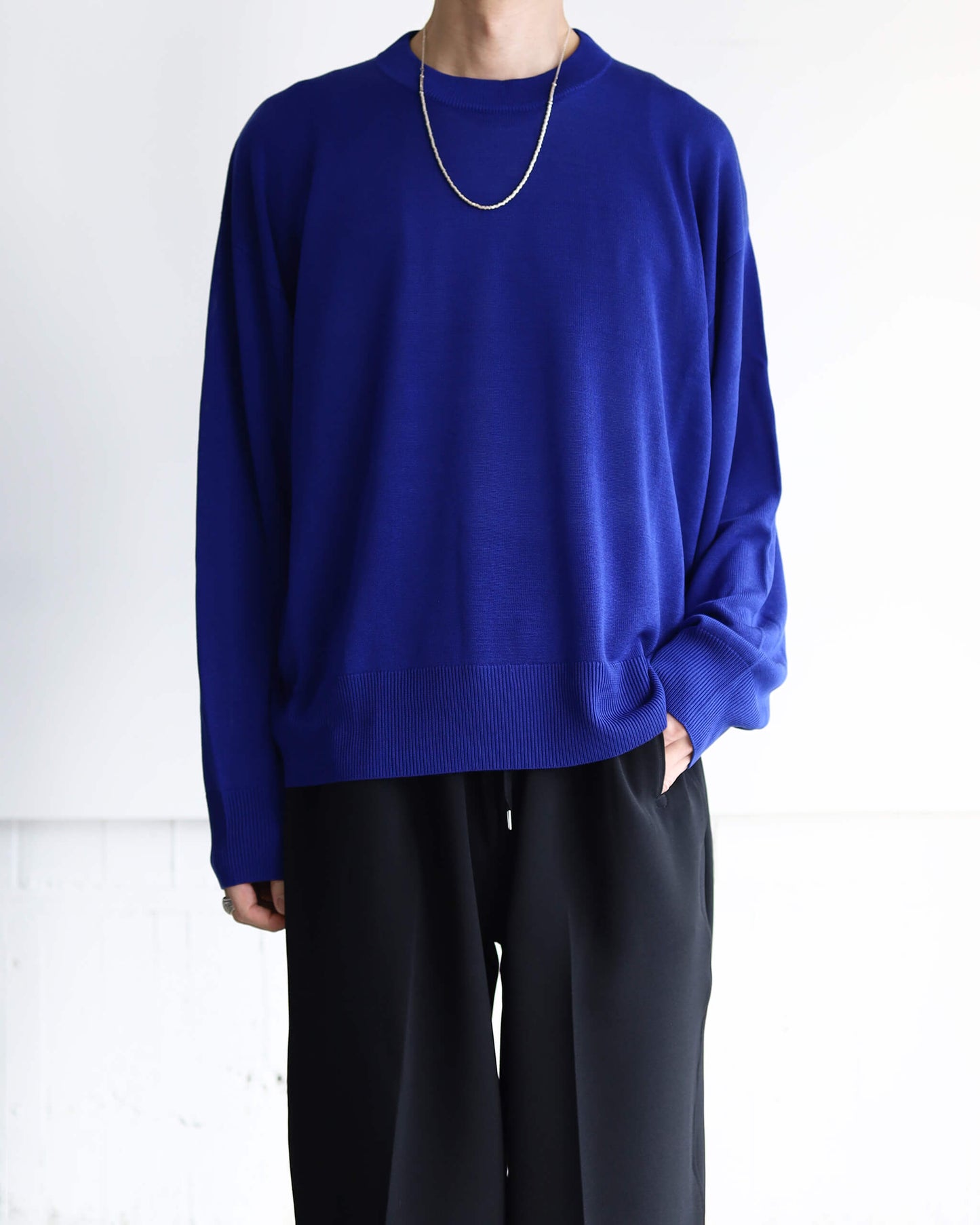 CREW-NECK SWEATER "BLUE"
