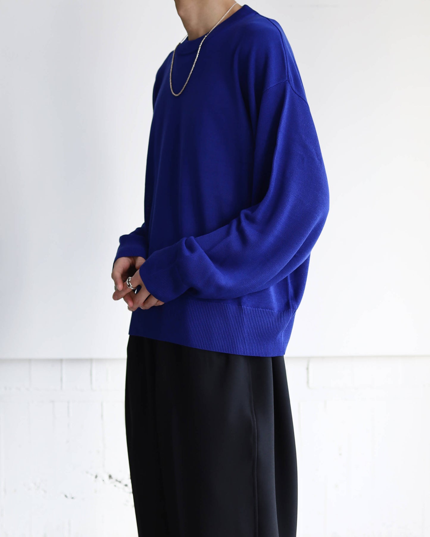 CREW-NECK SWEATER "BLUE"