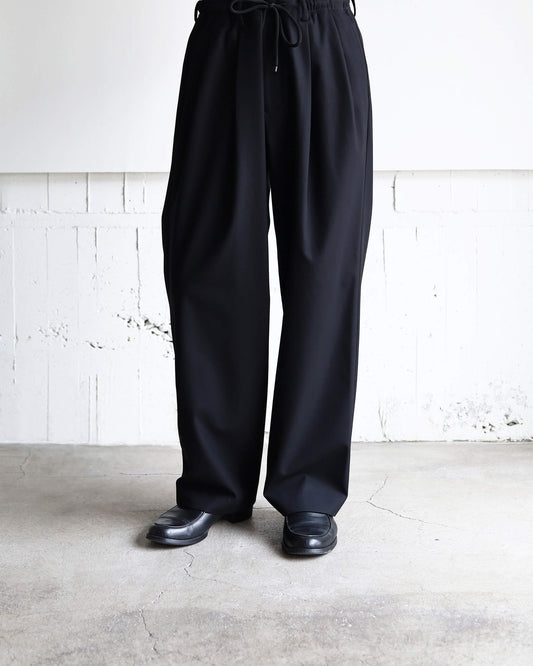 DOUBLE PLEATED EASY TROUSERS ORGANIC COTTON GABARDINE "BLACK"