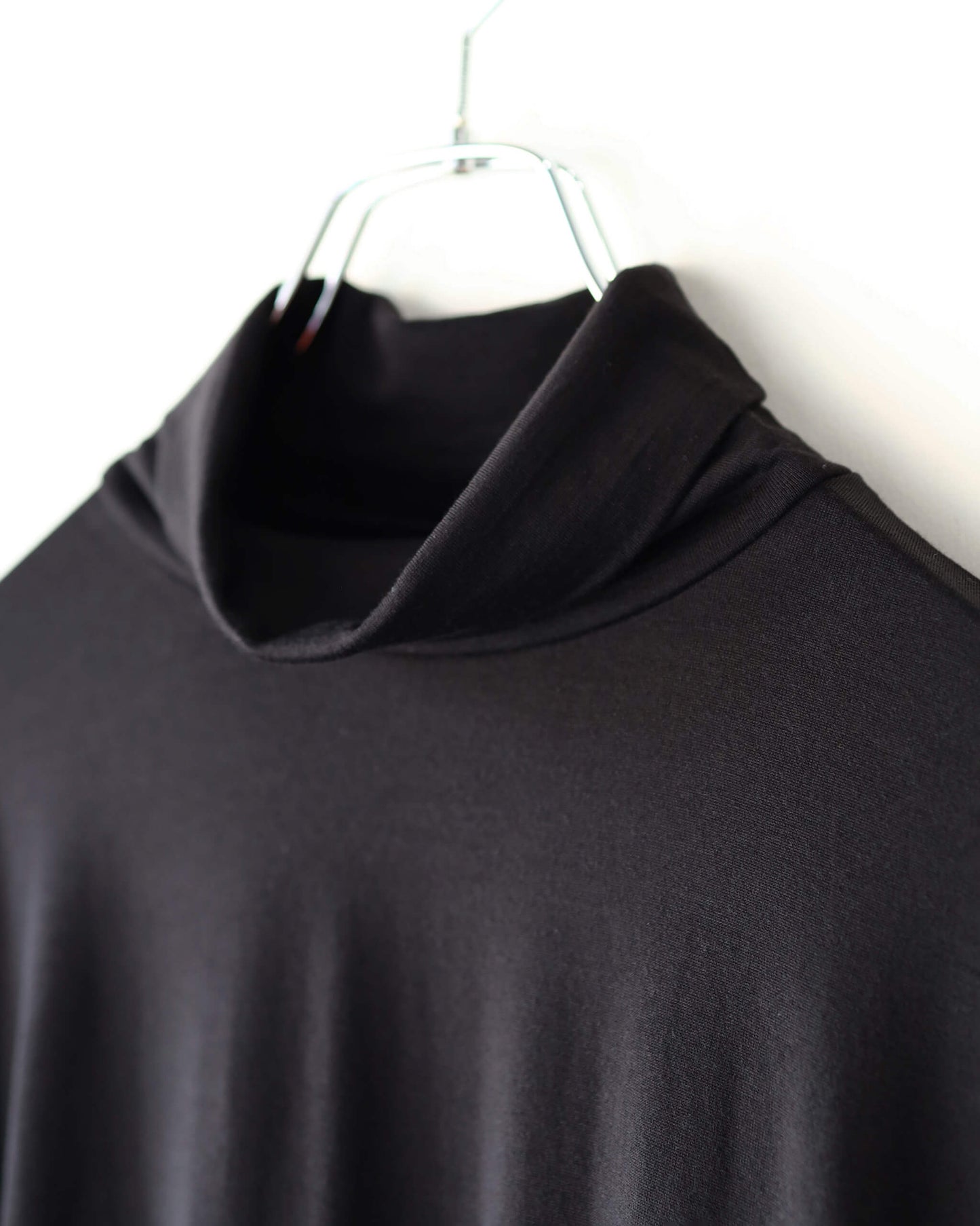 LONG SLEEVE TURTLE NECK SUPER 160s WASHABLE KNIT "BLACK"