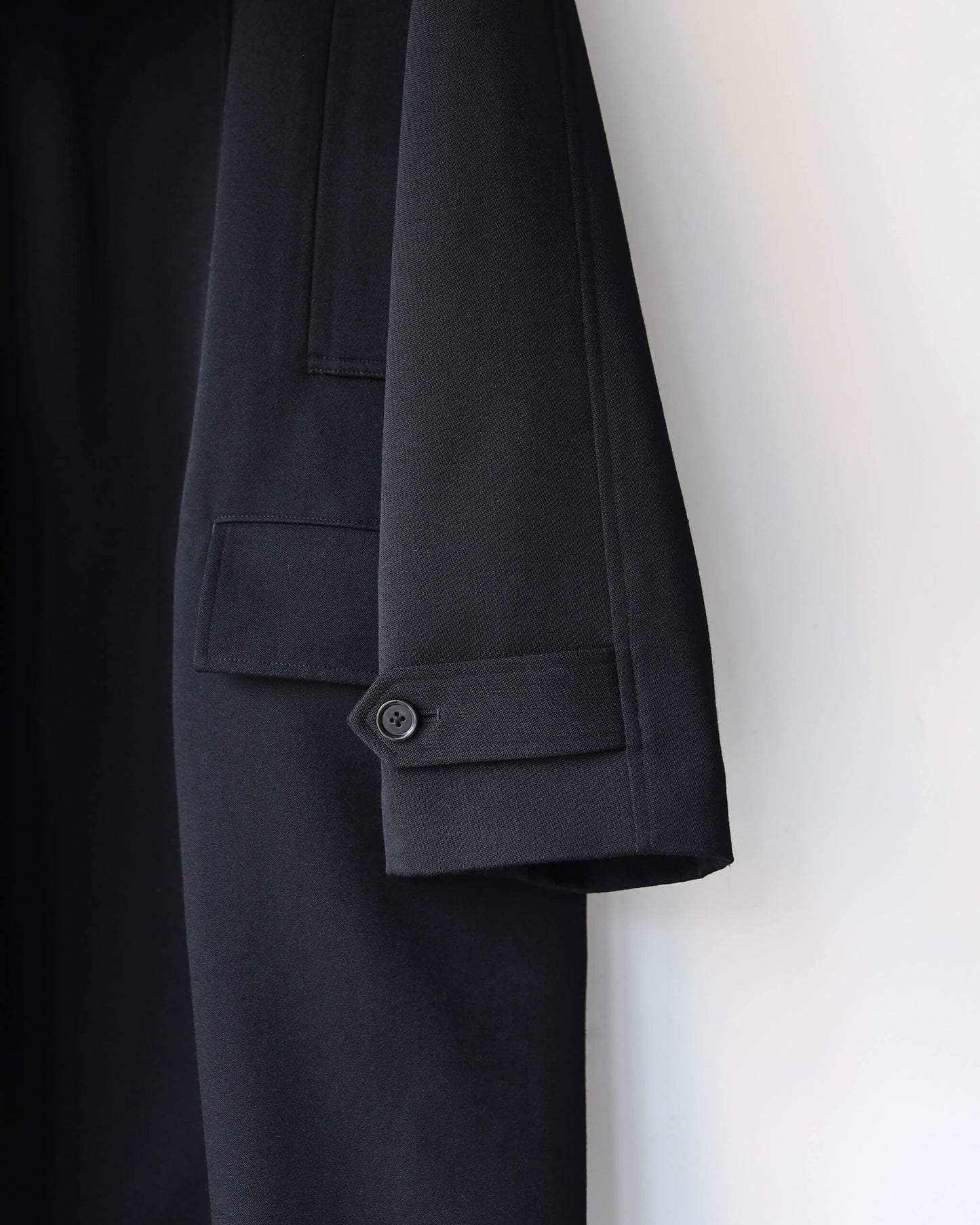 HUNTER COAT POLWARTH TUXEDO CLOTH "BLACK"