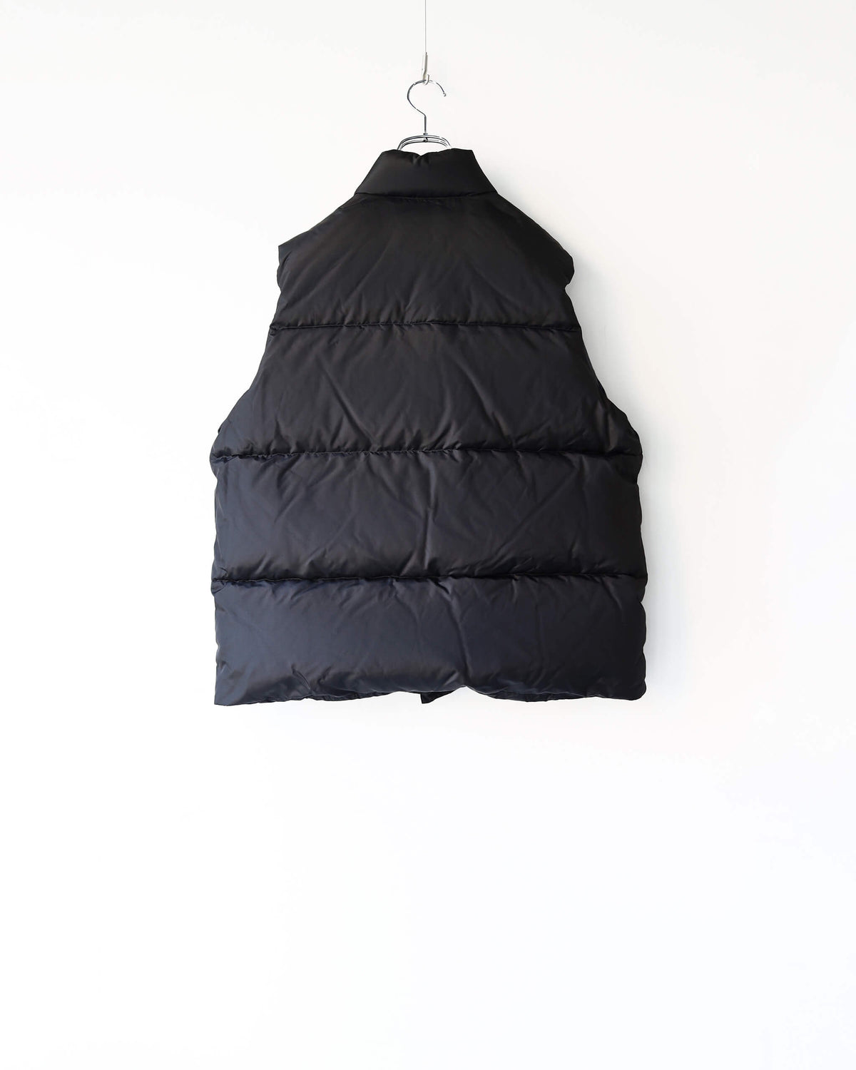 ALPINE SHORT DOWN VEST SILK RIPSTOP "BLACK"