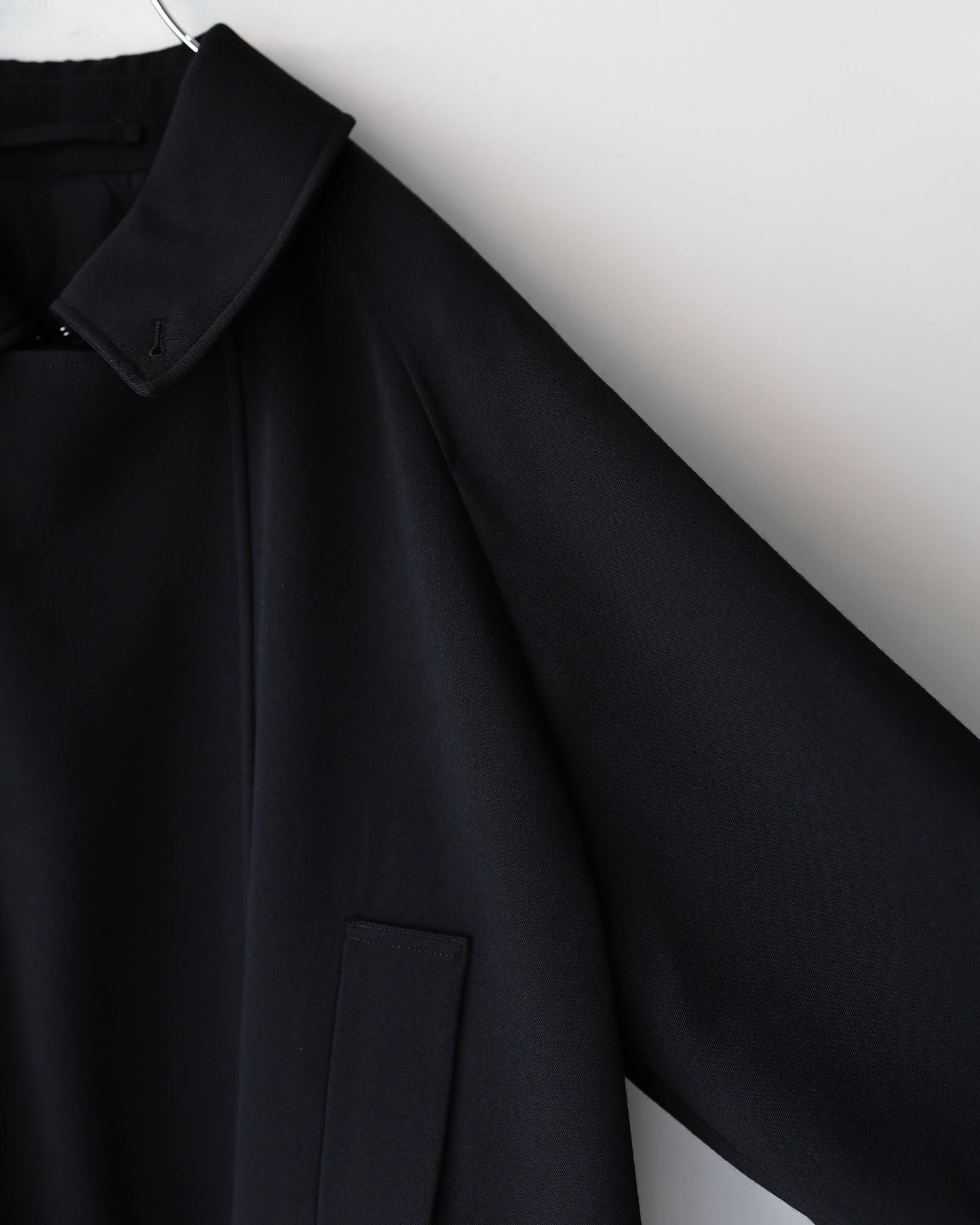 HUNTER COAT POLWARTH TUXEDO CLOTH "BLACK"