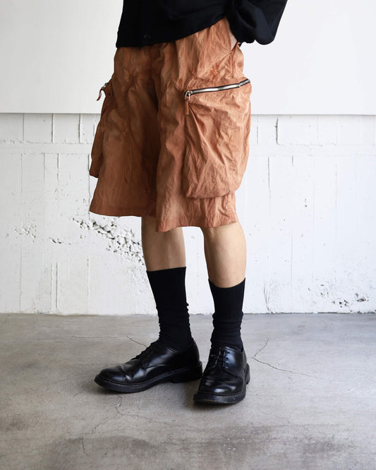 GARMENT DYED NYLON CARGO SHORTS "KAKISHIBU"
