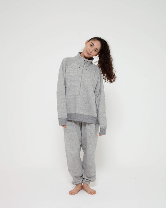 Half zip sweat shirt