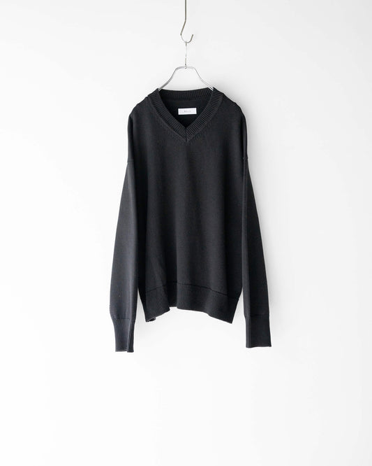 V-NECK KNIT "BLACK"