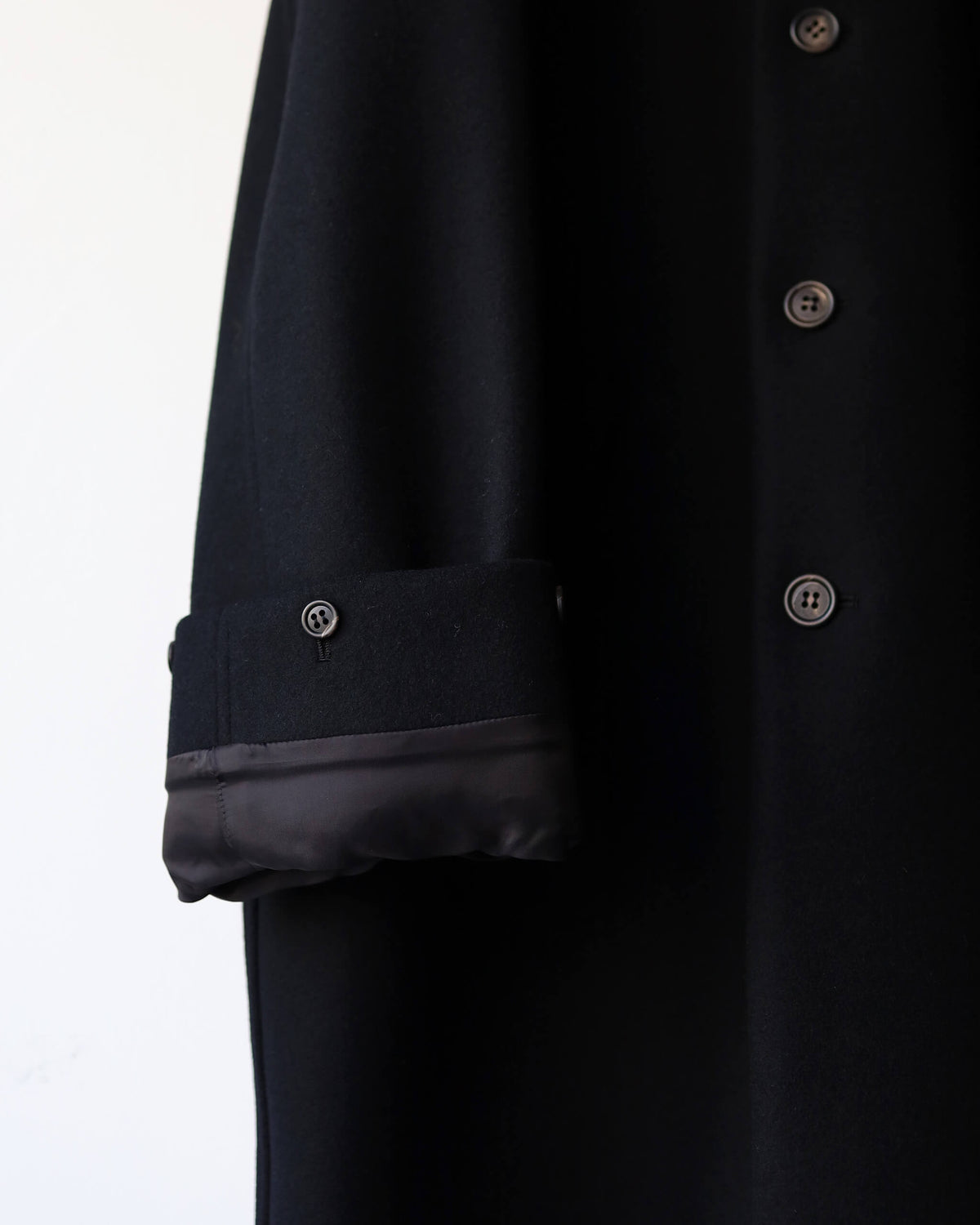 LONG REACH SOUTIEN COLLAR COAT "BLACK"