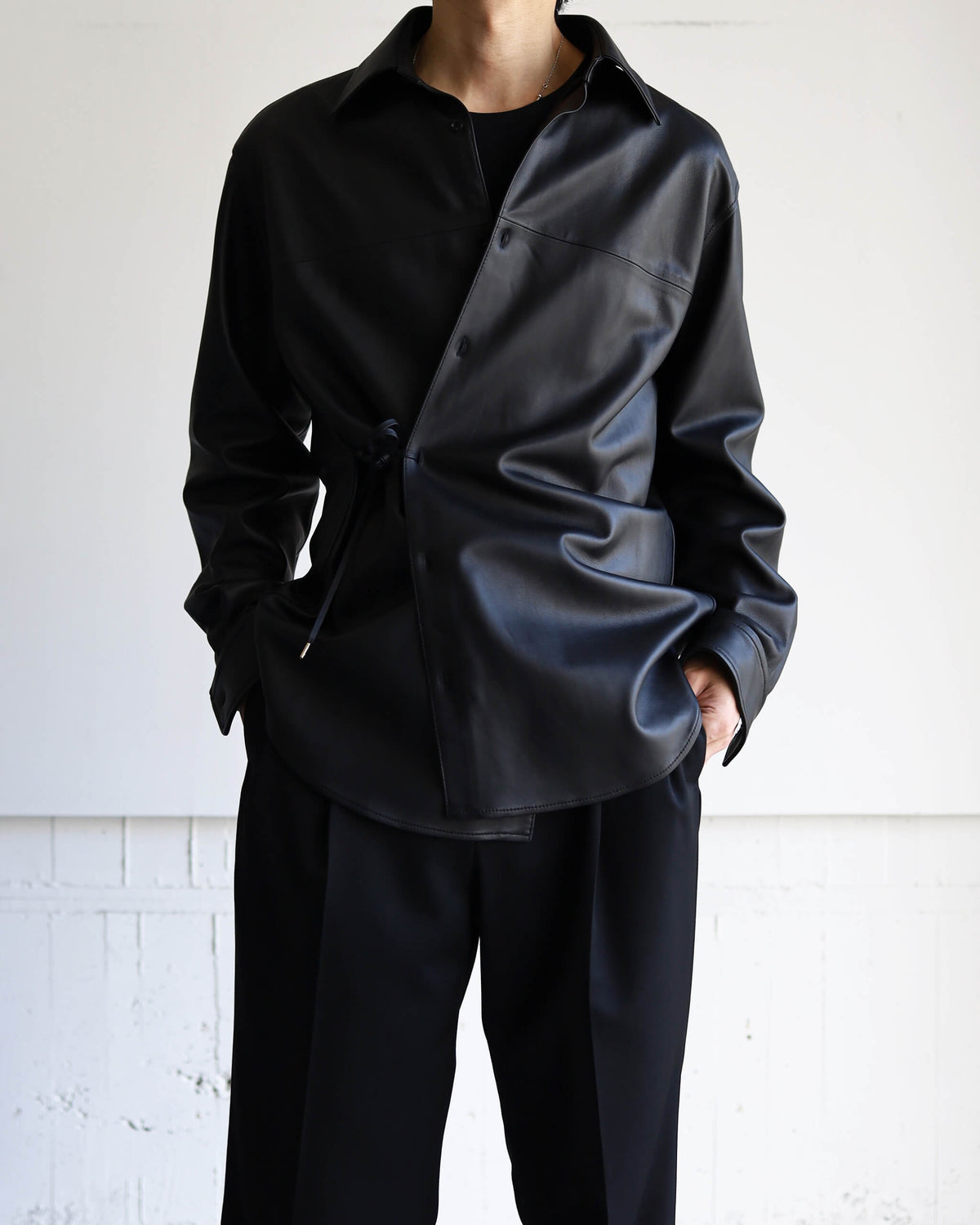 LEATHER DOUGI SHIRT "BLACK"