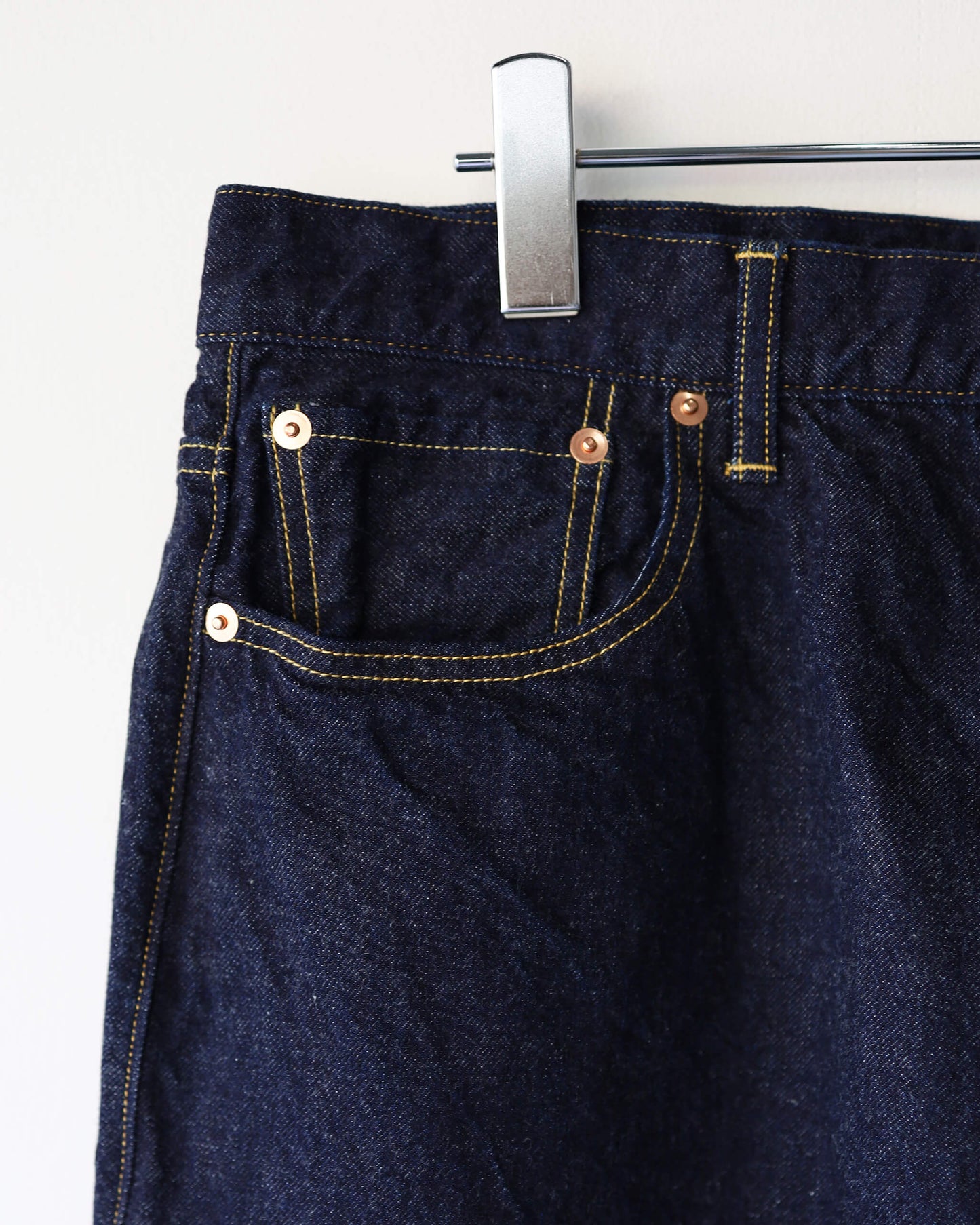 WIDE TAPERED DENIM PANTS "OW/INDIGO"