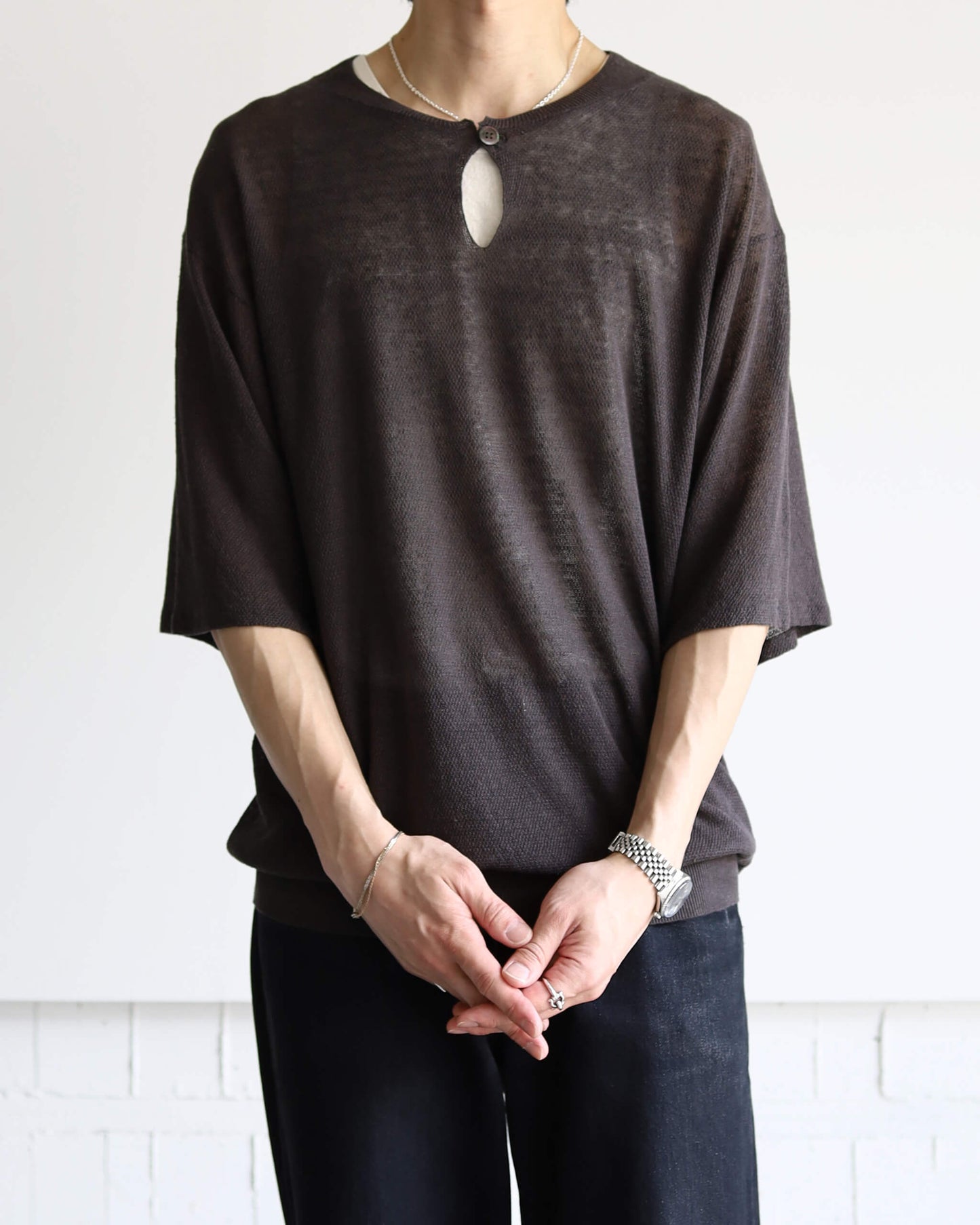 French linen One-button crew neck sweater "Charcoal"