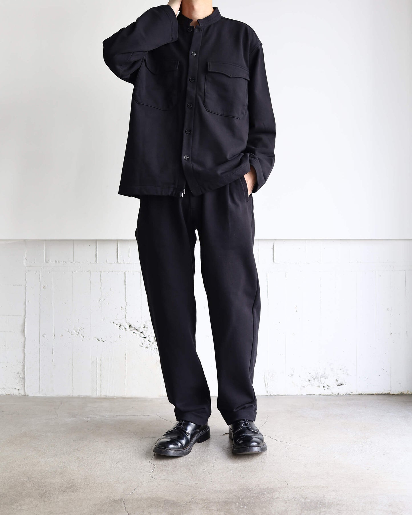 FINE LOOP BACK / COLLARLESS SHIRT "BLACK"