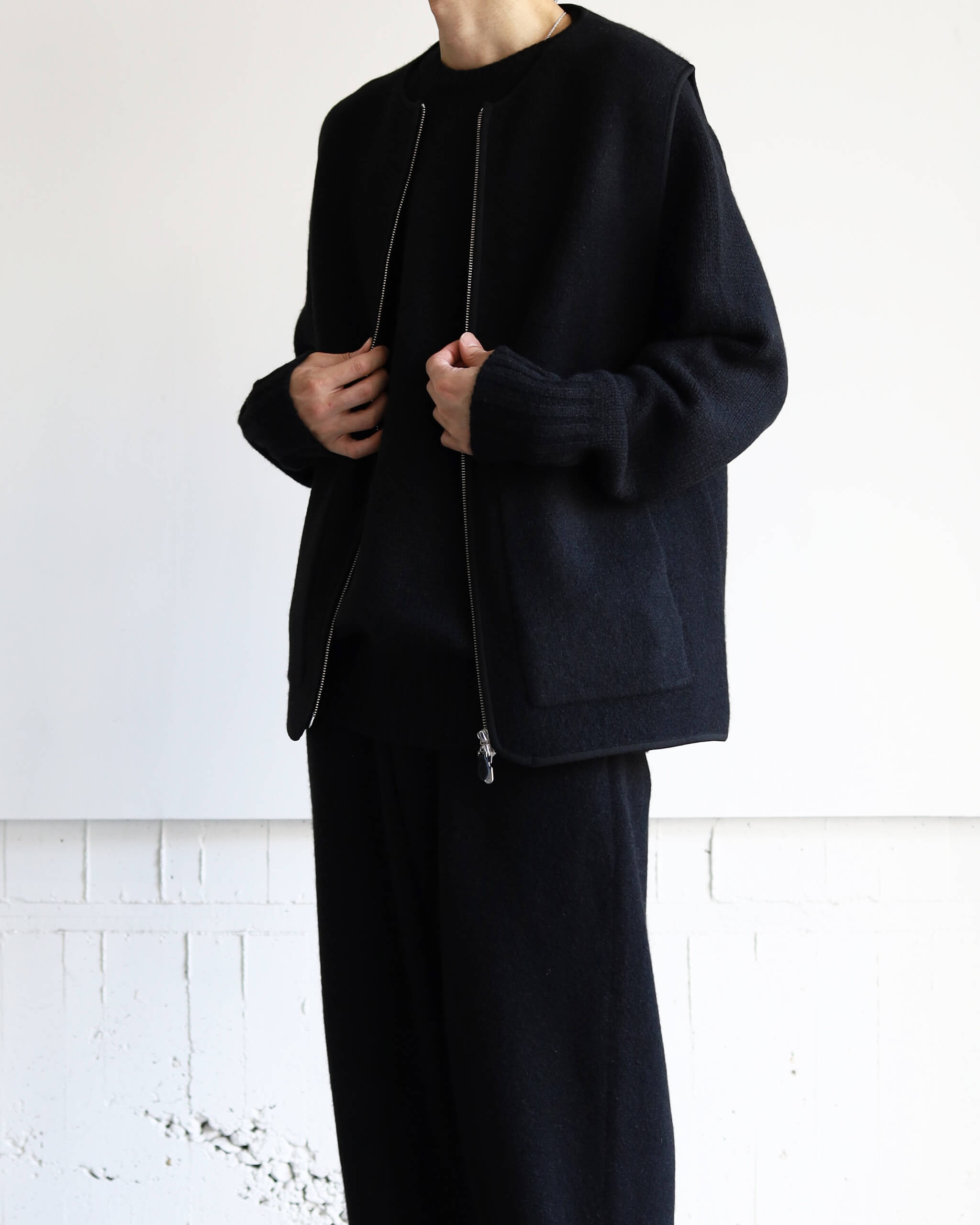 WALENODE Innocent YAK Zip-up vest 