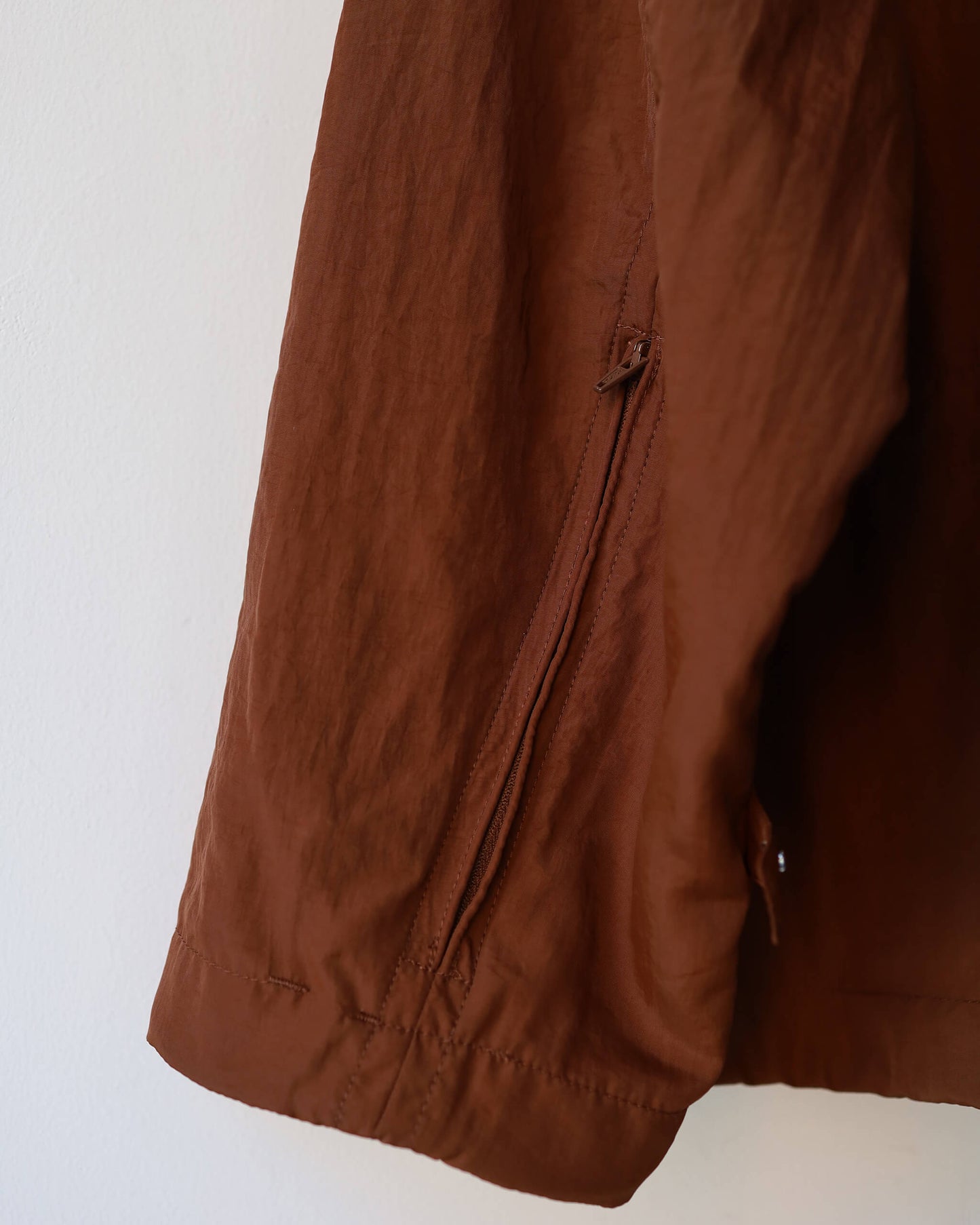CRUSHED NYLON FULL PACK JACKET "BROWN"