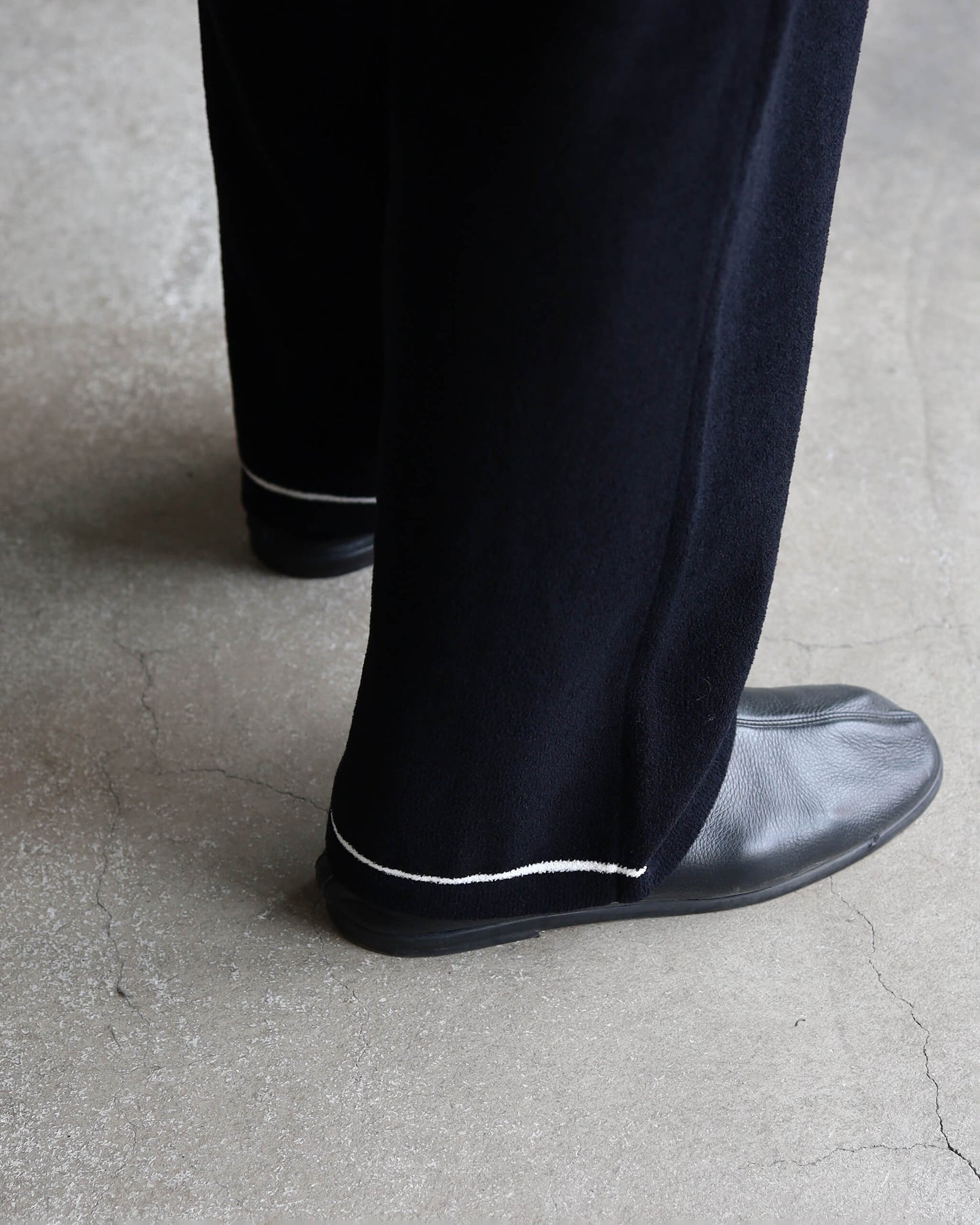 Cotton cashmere pile Line pants "Black"