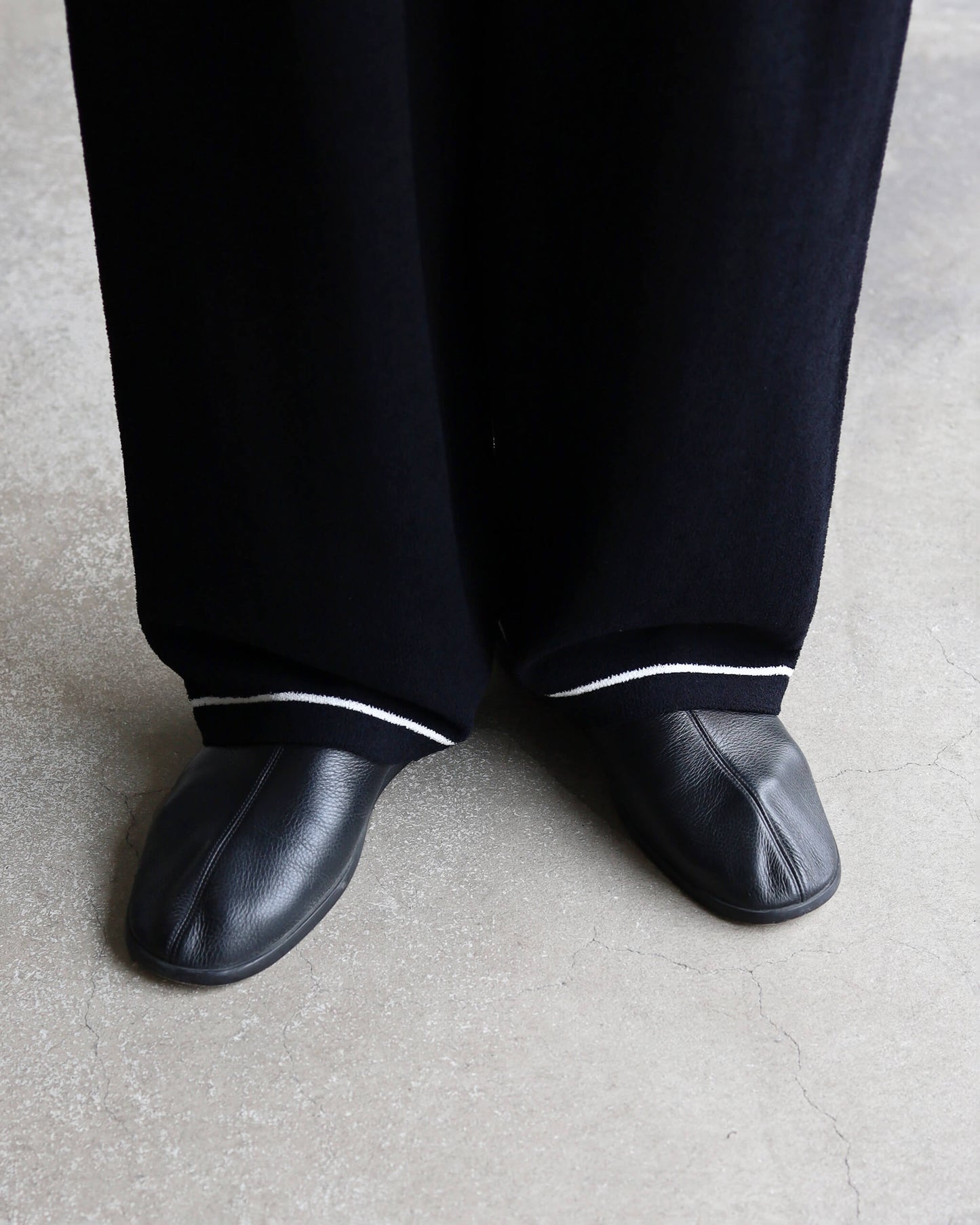 Cotton cashmere pile Line pants "Black"