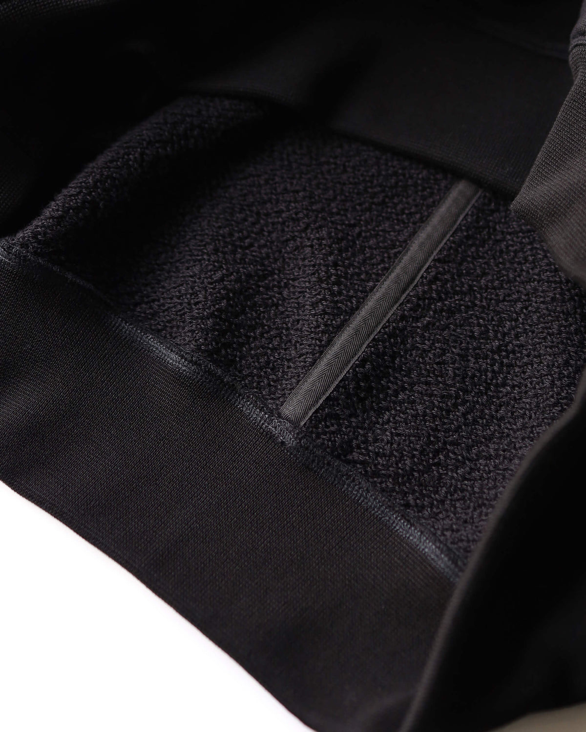 The Snap / FEATHER "BLACK"