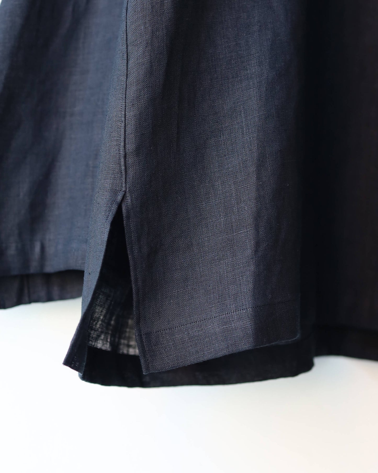 COMFORT FIT OPEN COLLAR SHIRT HEMP SHIRTING "BLACK"