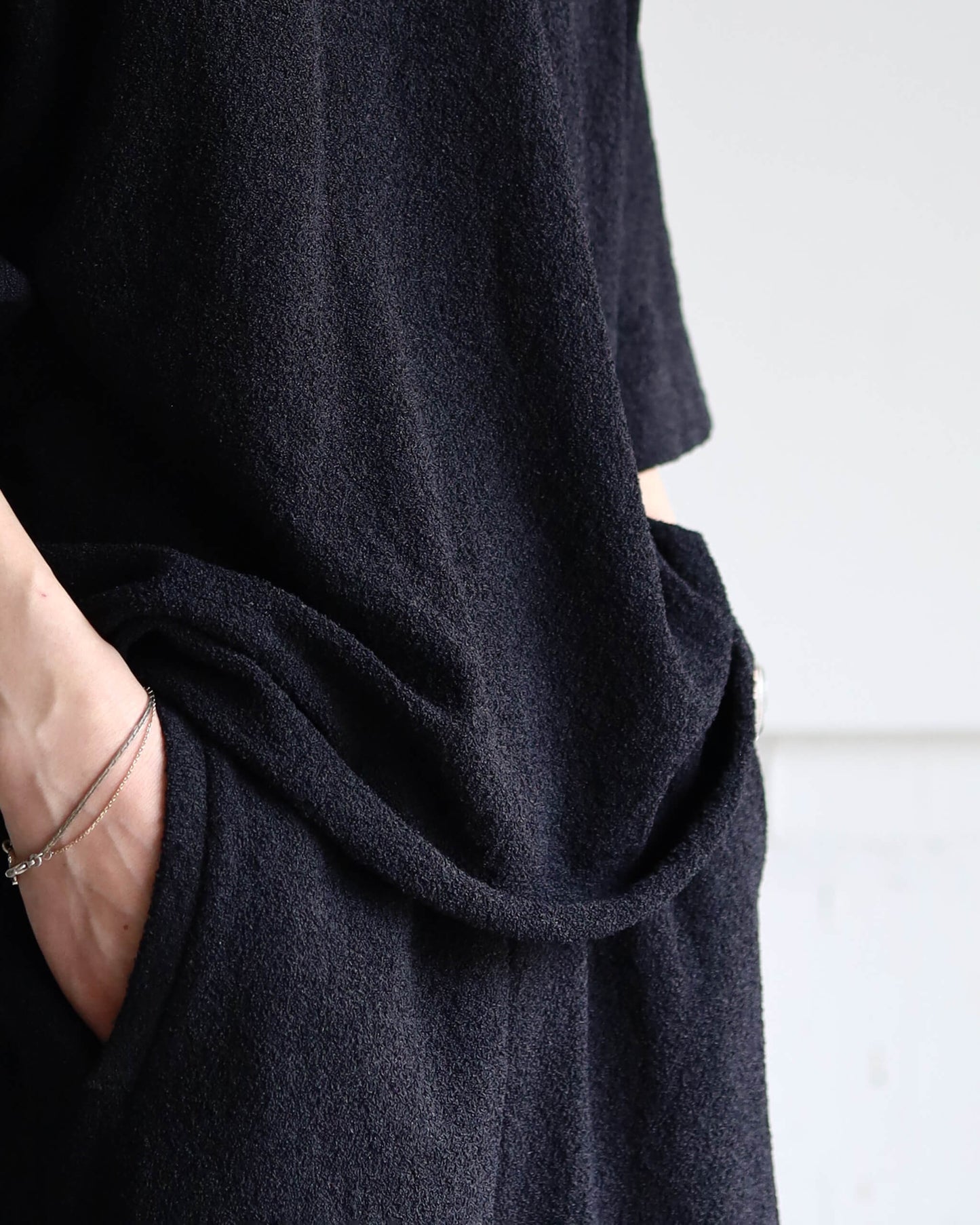 Paper boucle Raglan sleeve T "Black"