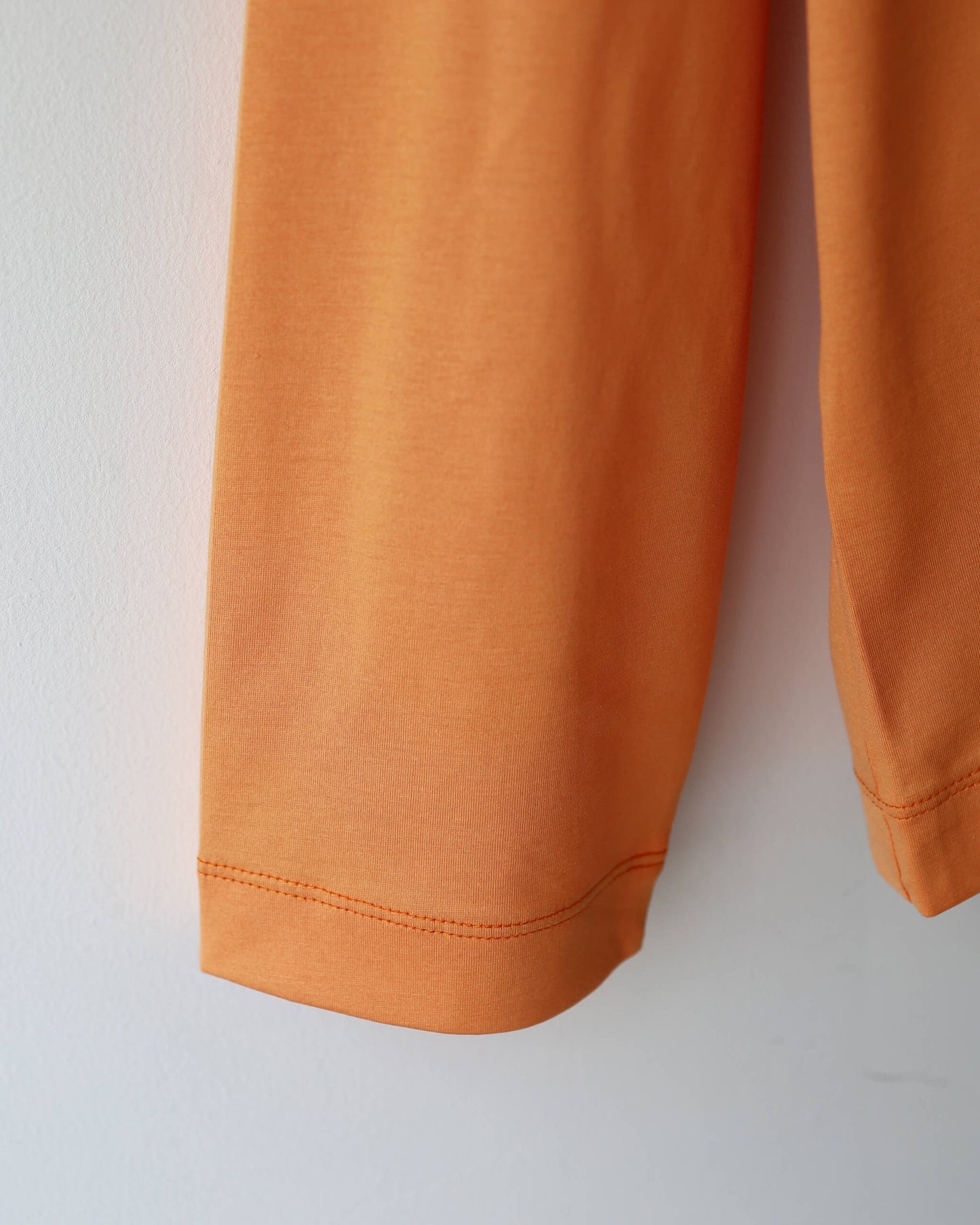 COMFORT FIT TEE L/S ORGANIC GIZA 80/2 KNIT "ORANGE"