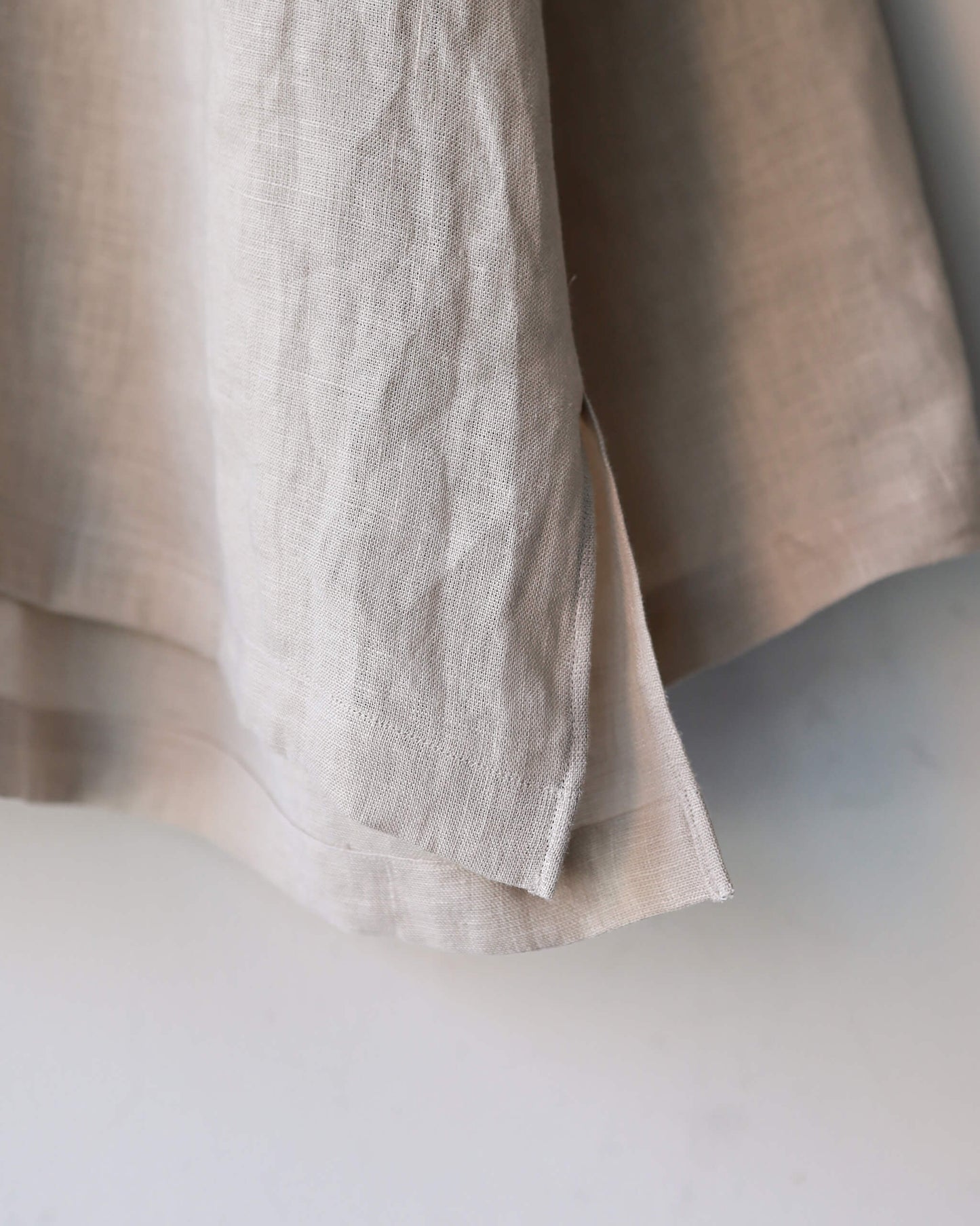 COMFORT FIT OPEN COLLAR SHIRT HEMP SHIRTING "TAUPE"
