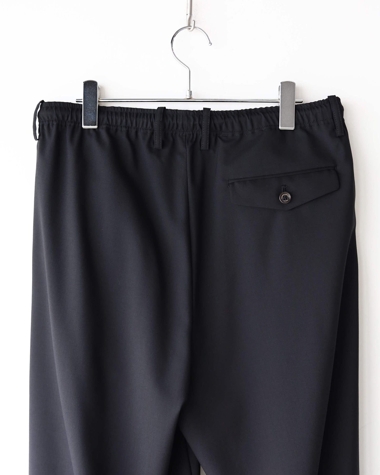 TRIPLE PLEATED EASY TROUSERS ORGANIC WOOL 2/80 TROPICAL "BLACK"