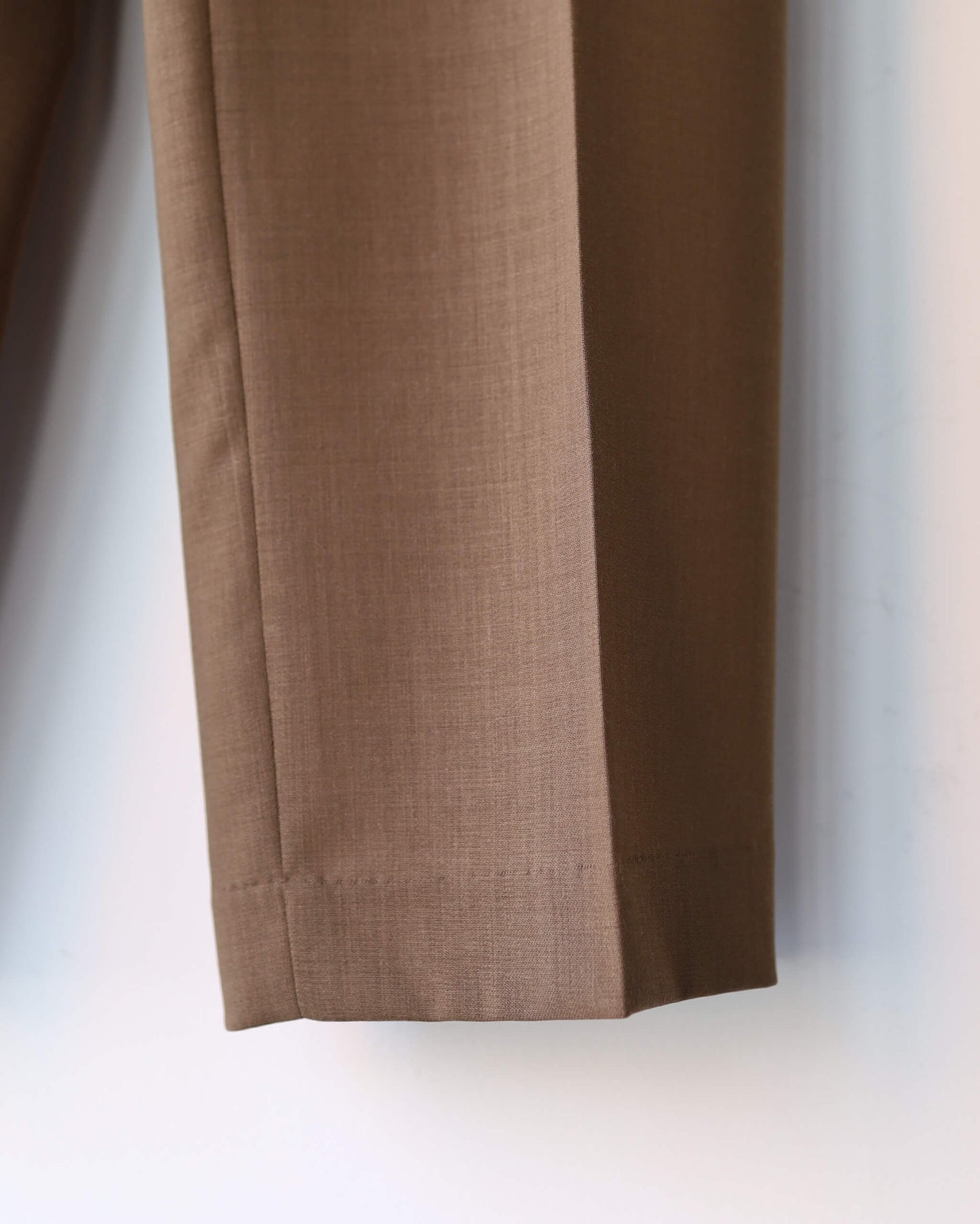FLAT TAPERED TROUSERS ORGANIC WOOL LIGHT SERGE "GREIGE"