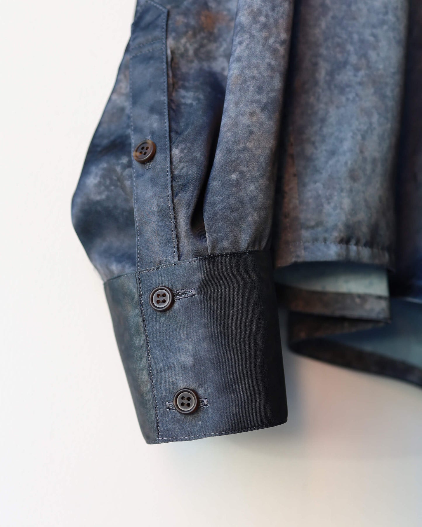 ASYMMETRY HEM SHIRT "Black"