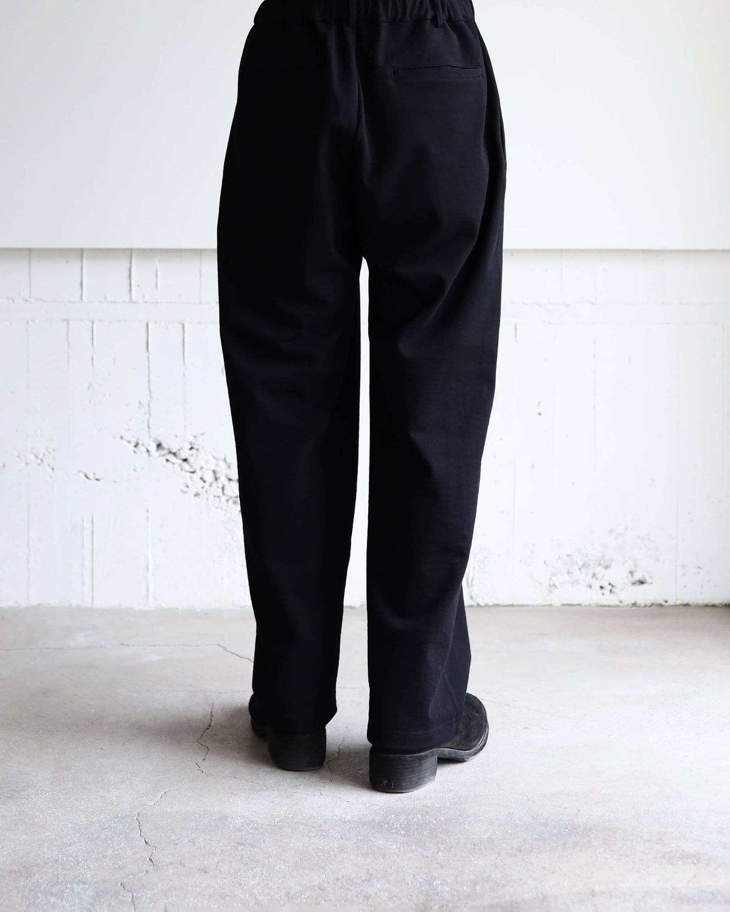 The Step / PEBBLE "BLACK"