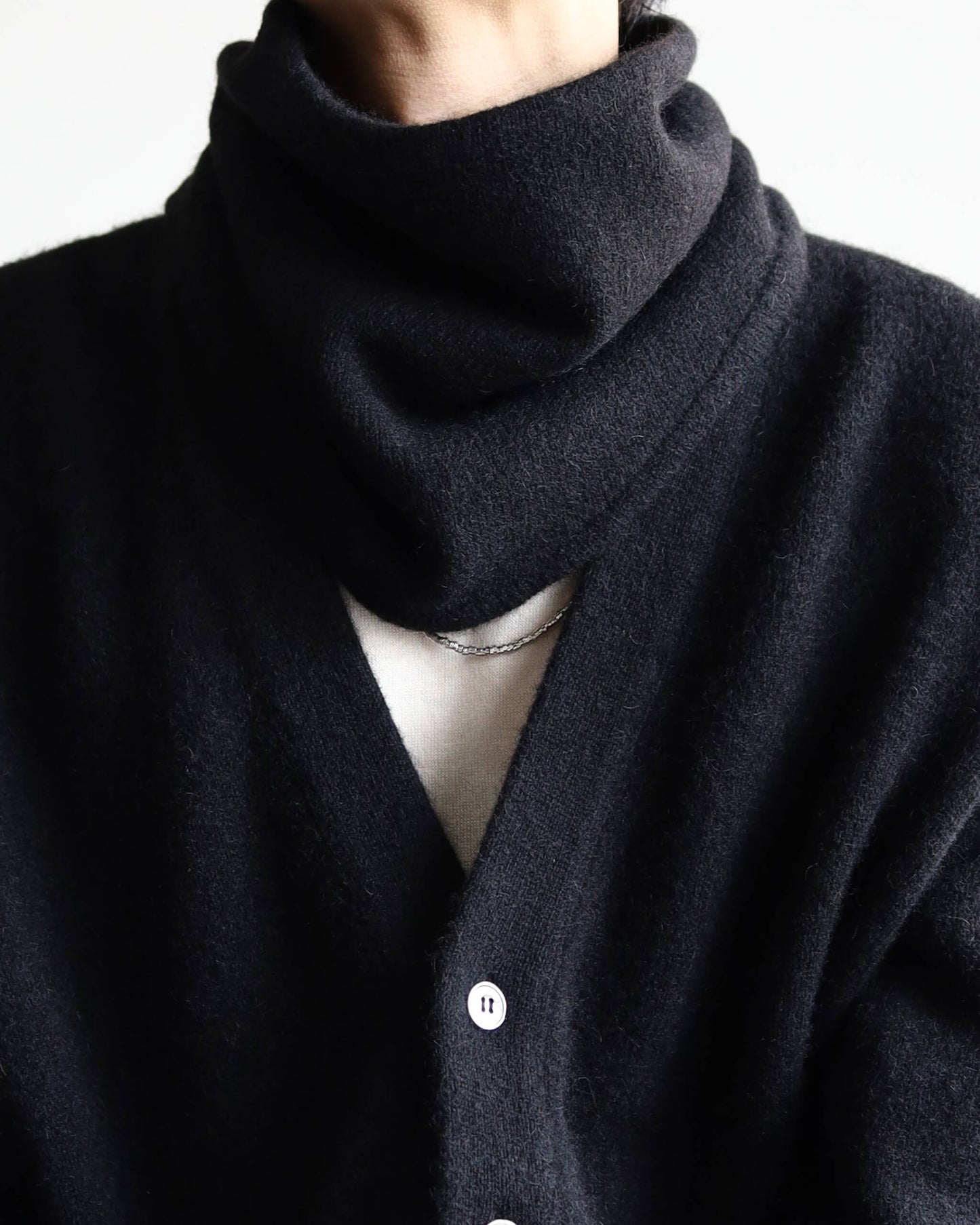 Innocent YAK Snood "Black"
