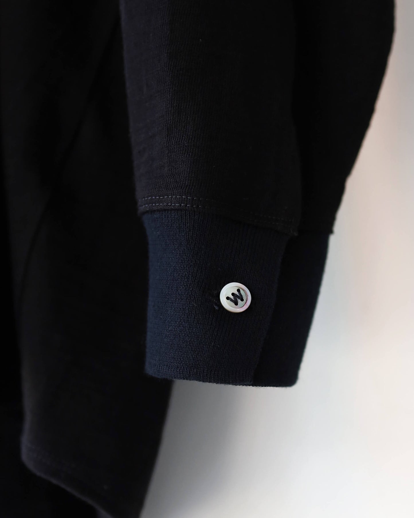 The Form / SHADOW "BLACK"