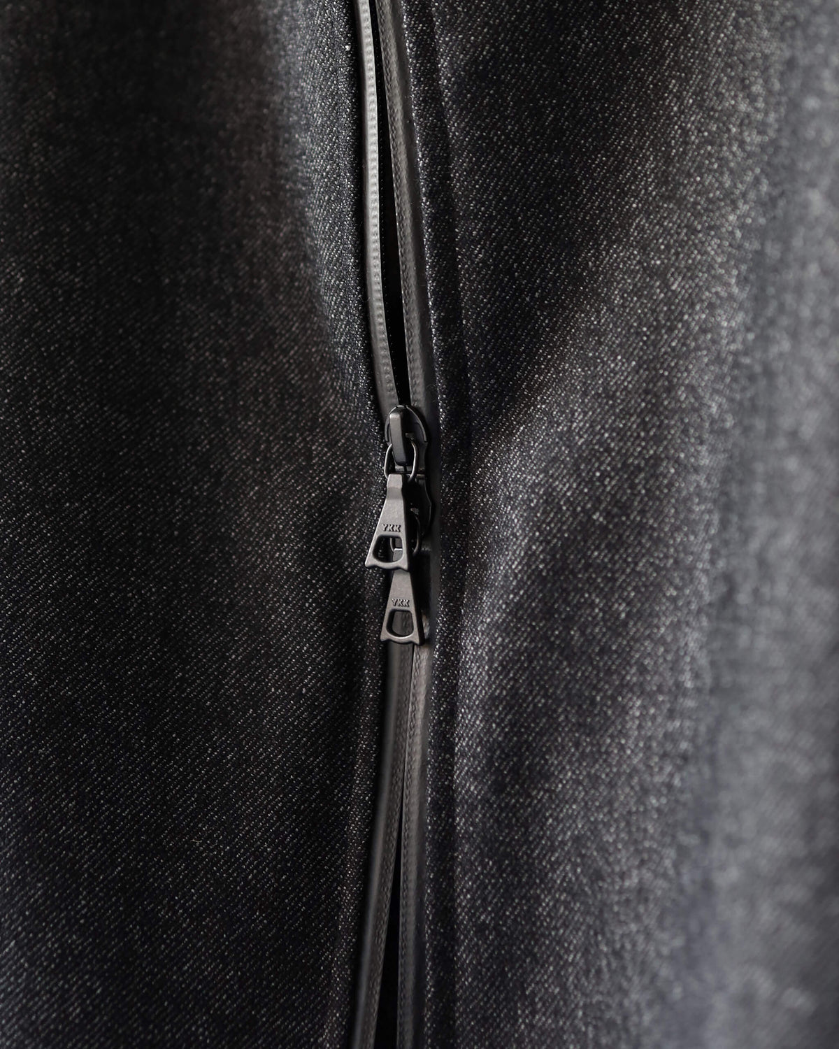 High Neck Top Wool "Black"