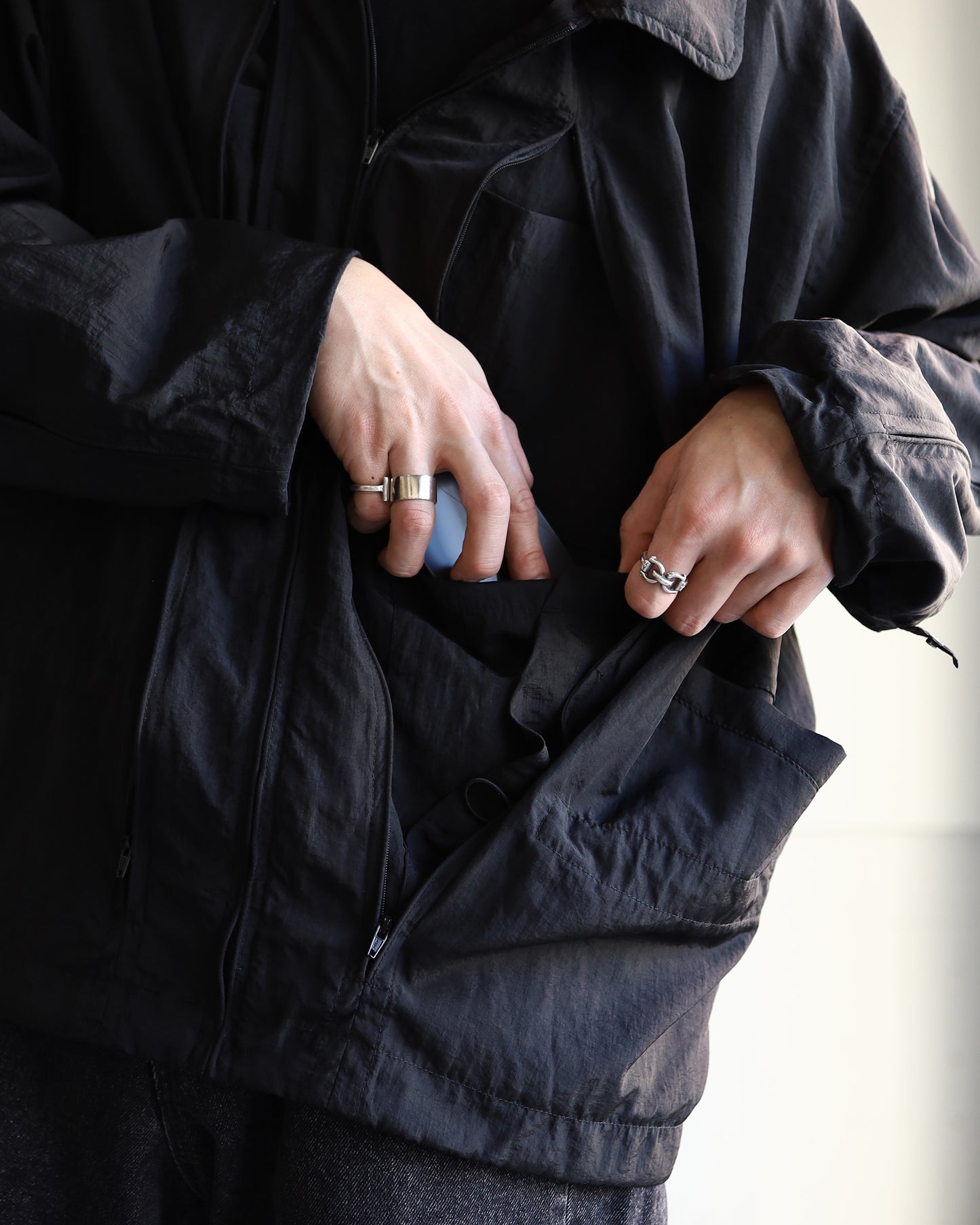CRUSHED NYLON FULL PACK JACKET "BLACK"
