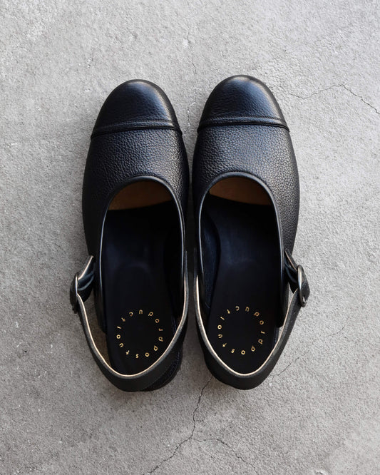 FACE Sandals - Shrunk Cow "Black"