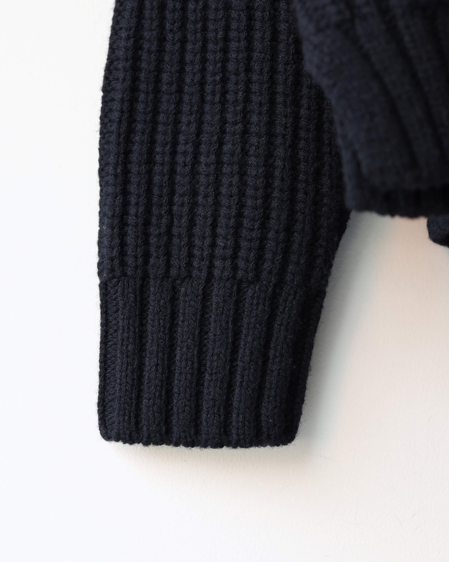 MERINO WOOL BUDDY "BLACK"