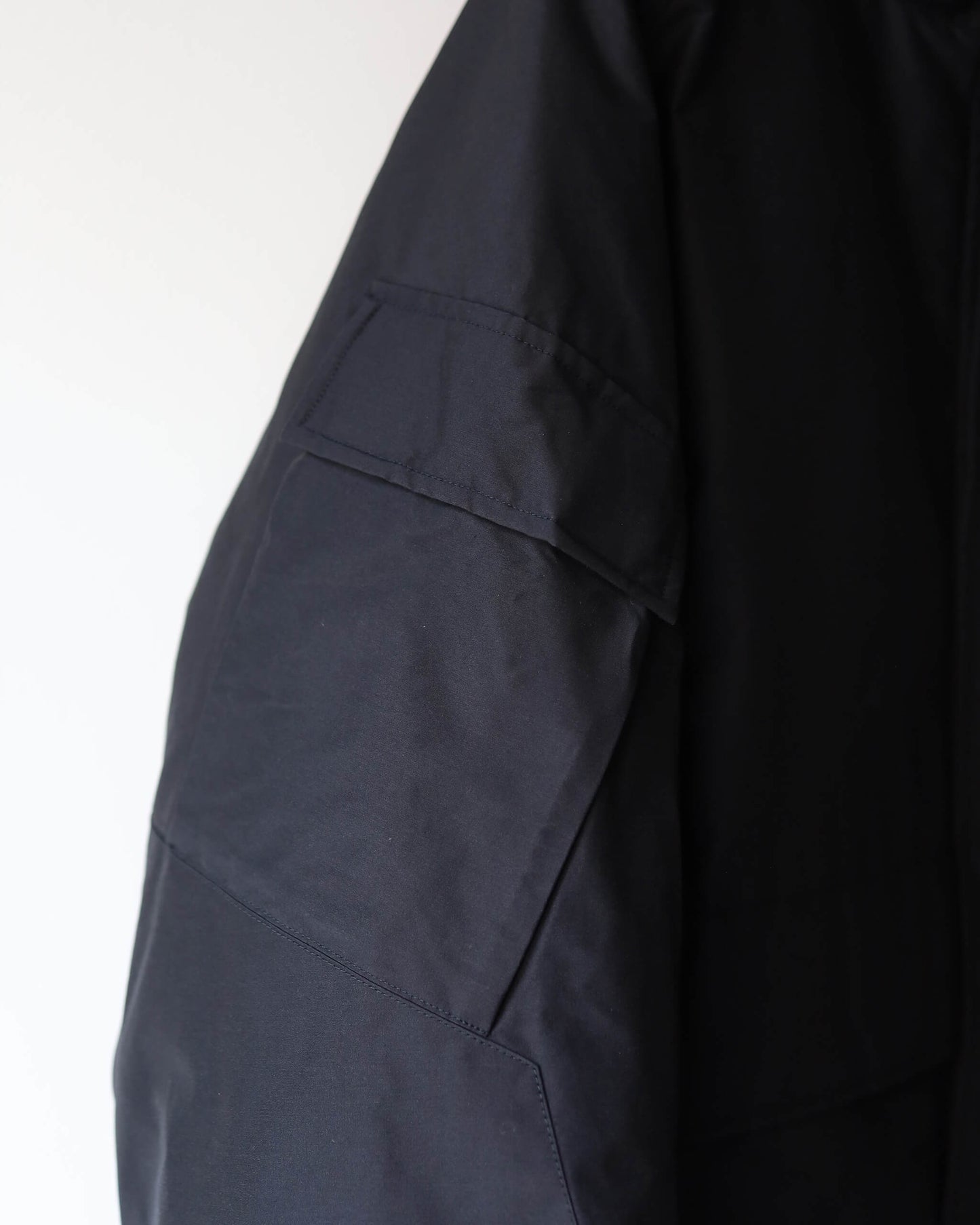 PUFFED ECWCS JACKET ORGANIC COTTON SILK HIGH COUNT TYPEWRITER "BLACK"