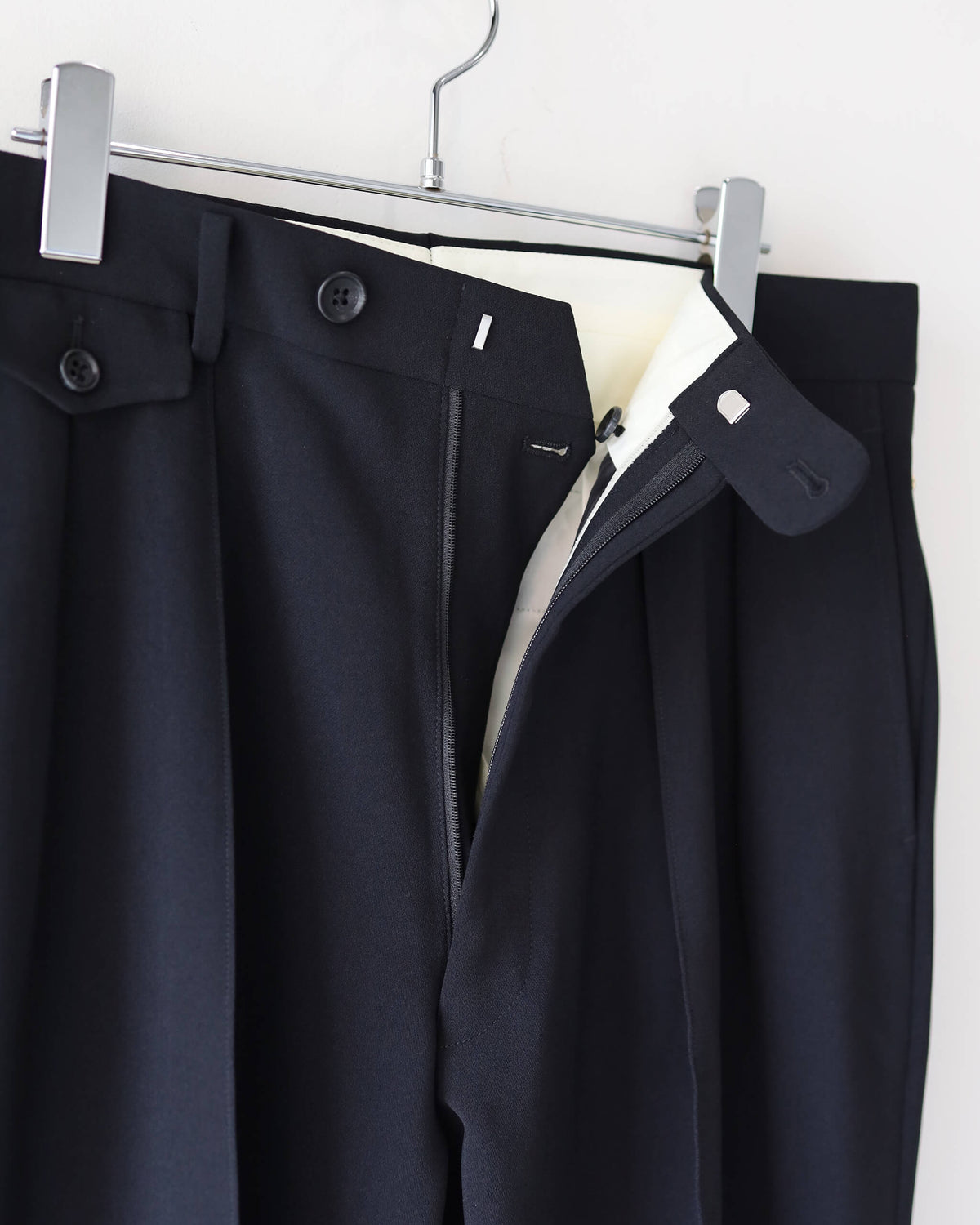 WIDE TROUSERS "BLACK"
