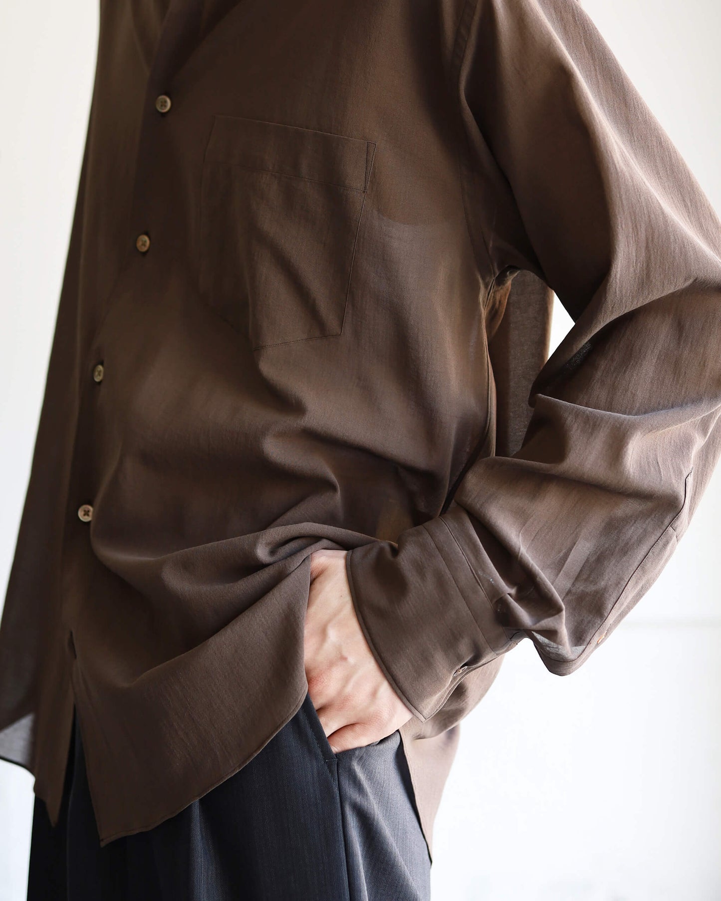 REGULAR COLLAR SHIRT ORGANIC COTTON HIGH TWIST LAWN "BROWN"