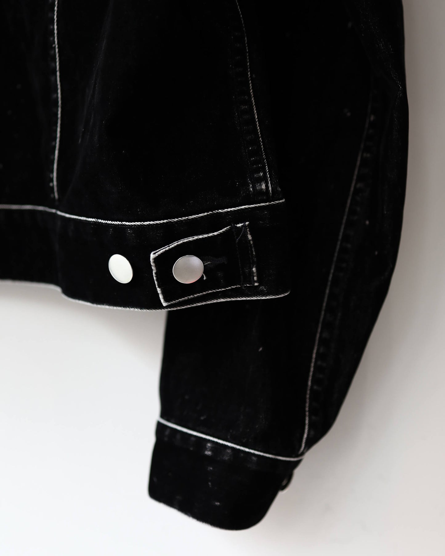 FLOCKY JACKET "BLACK"